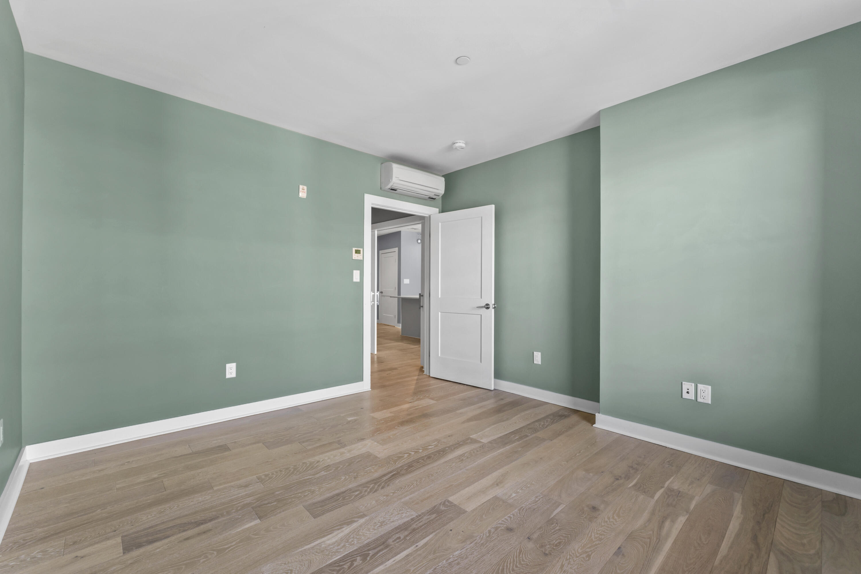 62 India Street 203