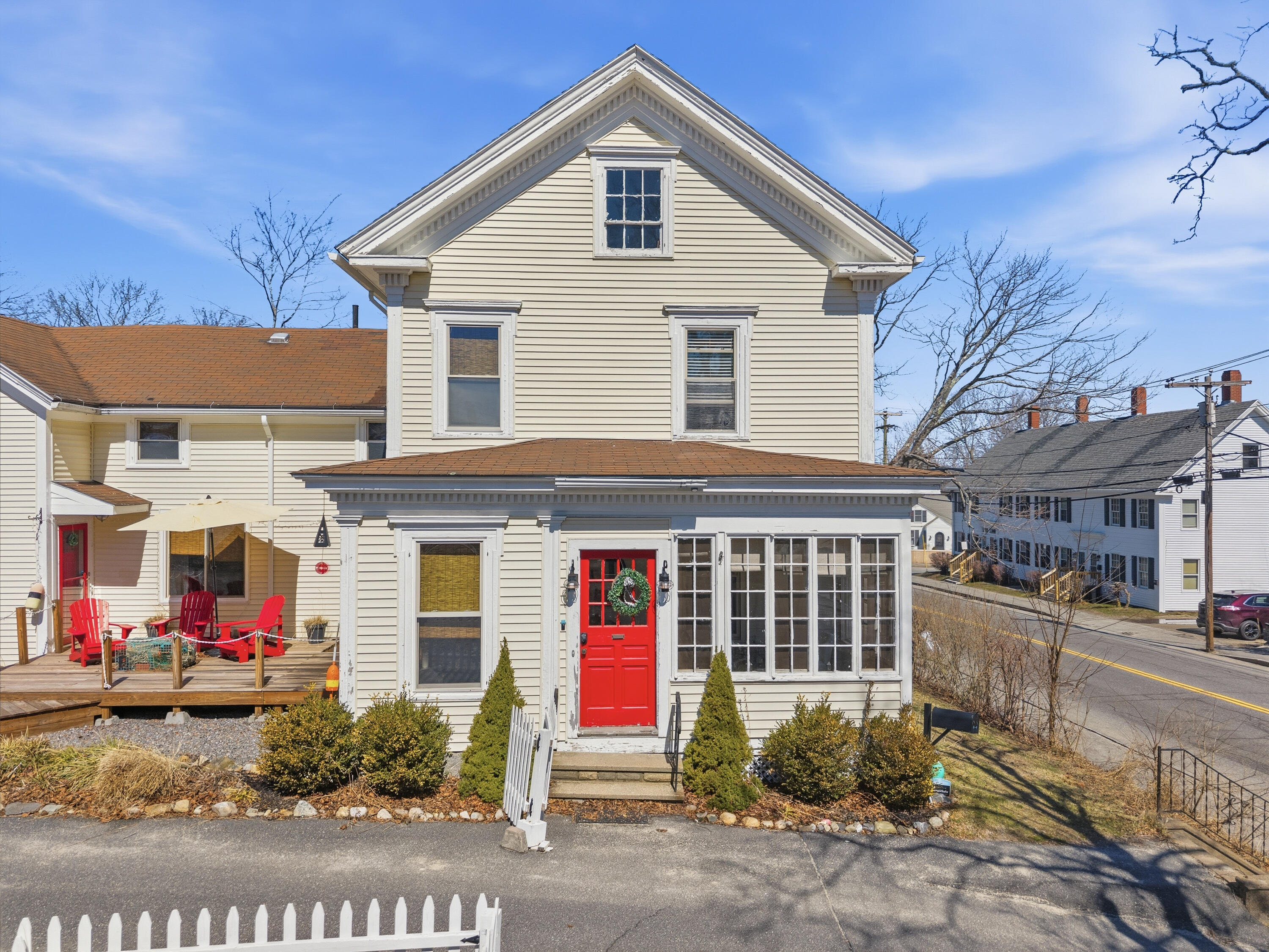 48 Lincoln Street
