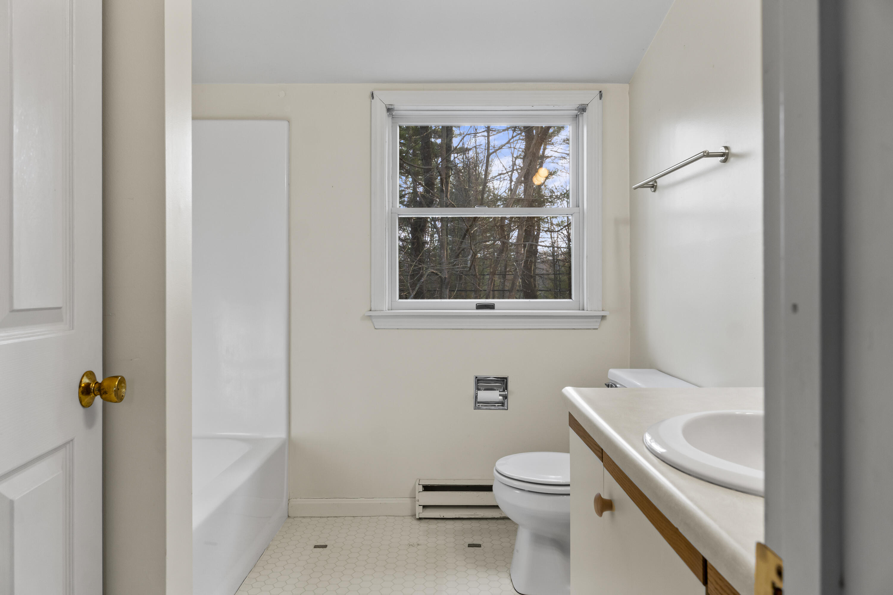 27 Cluf Bay Road 27
