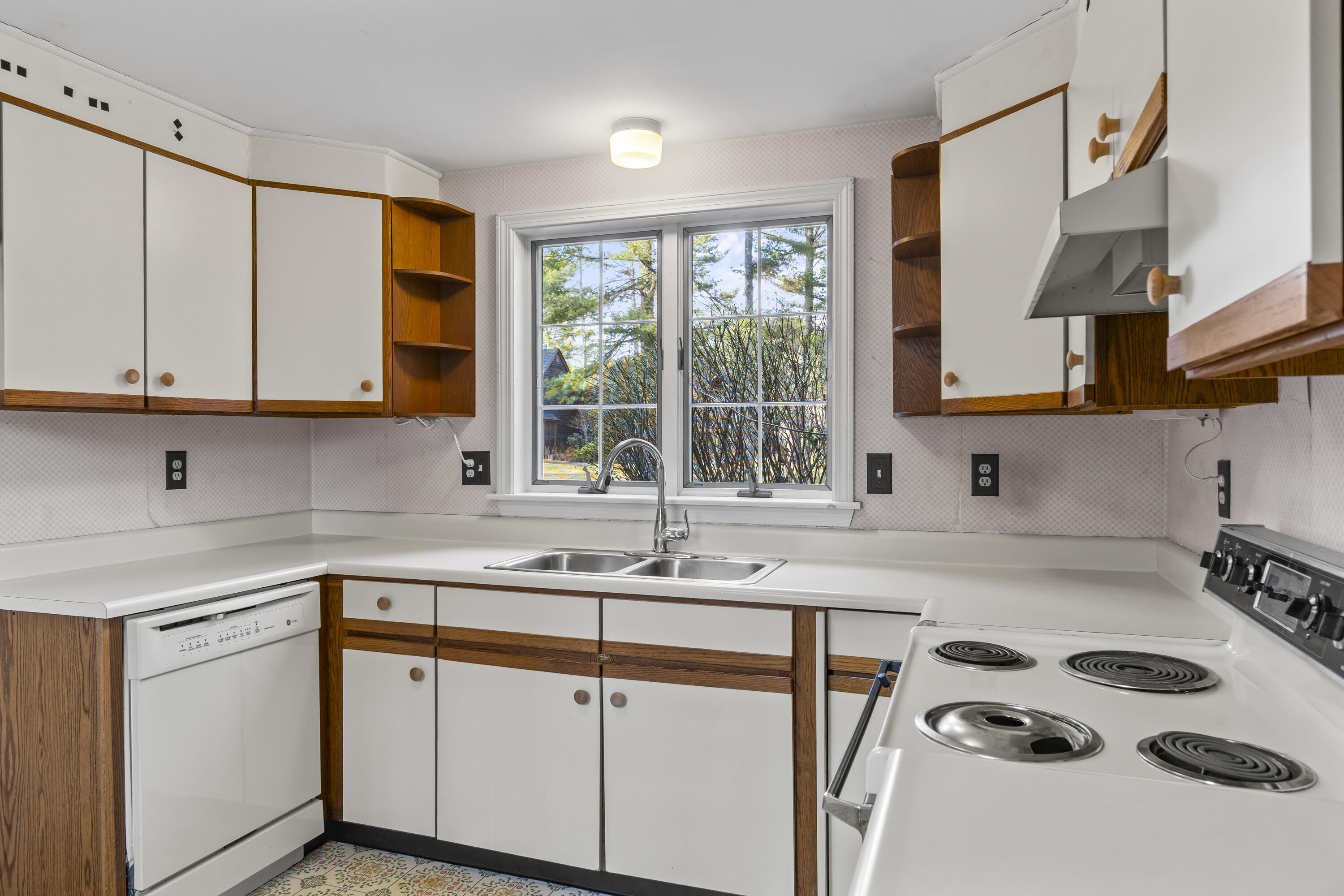 27 Cluf Bay Road 27