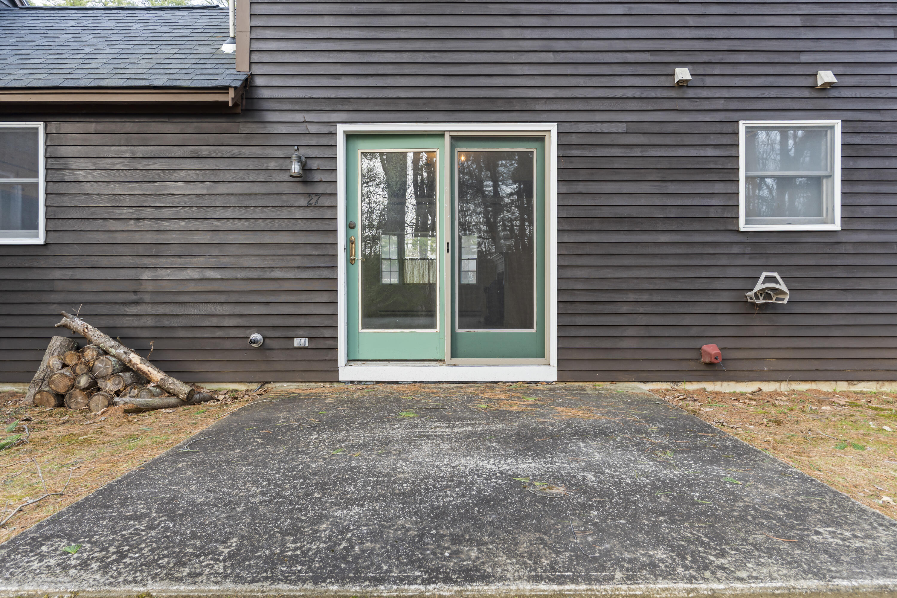 27 Cluf Bay Road 27
