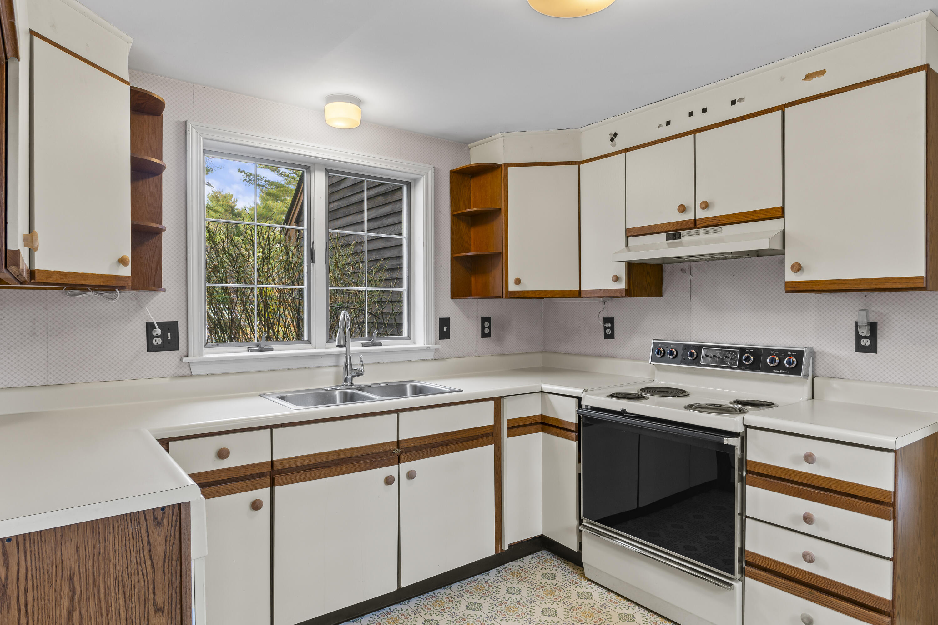 27 Cluf Bay Road 27
