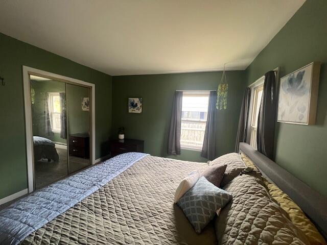48 Dumont Avenue