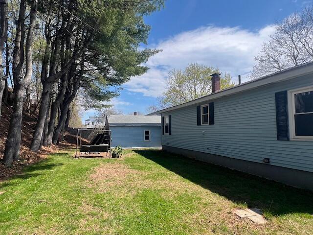 48 Dumont Avenue