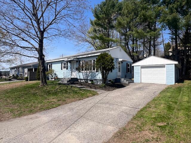48 Dumont Avenue
