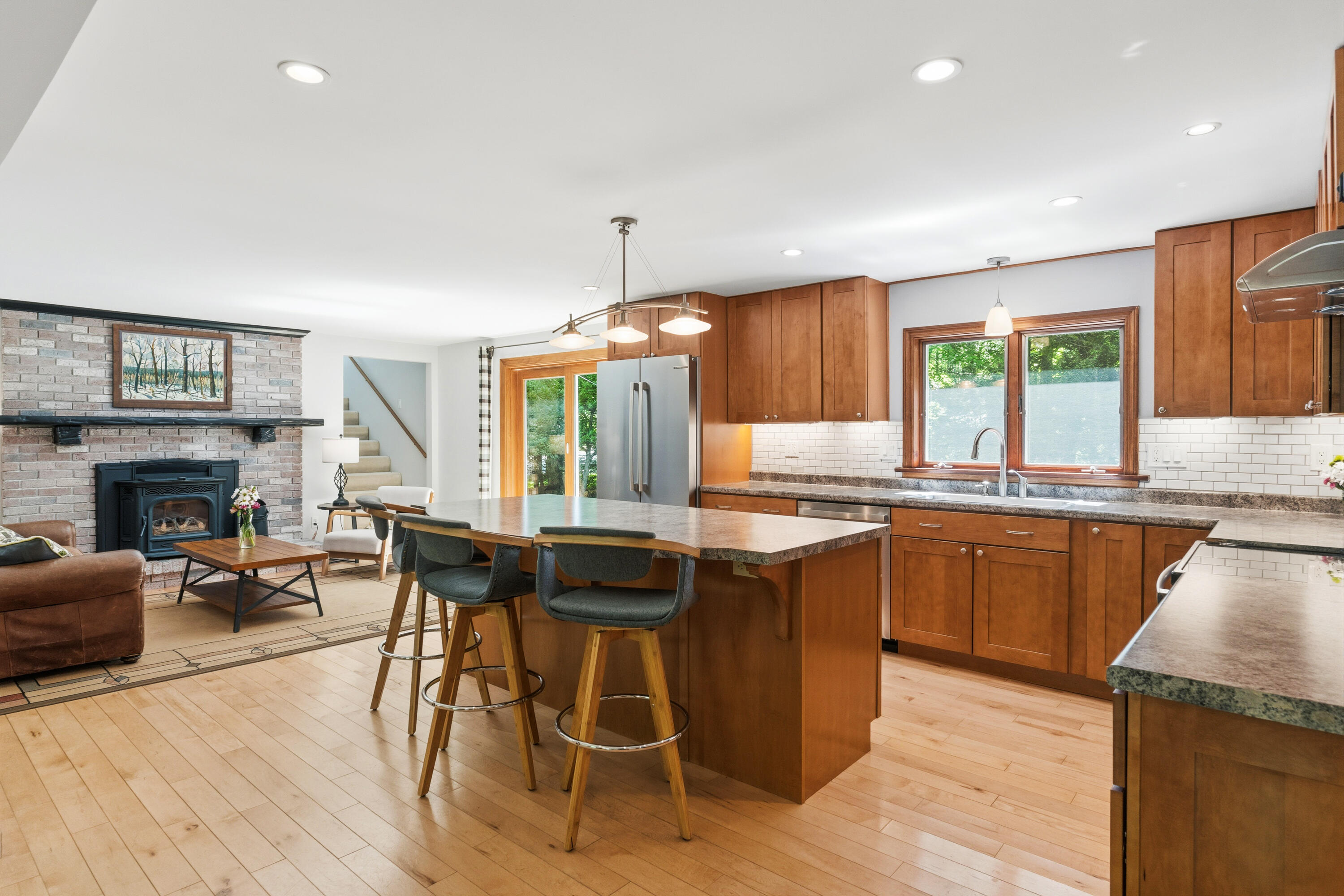 33 Hemlock Road