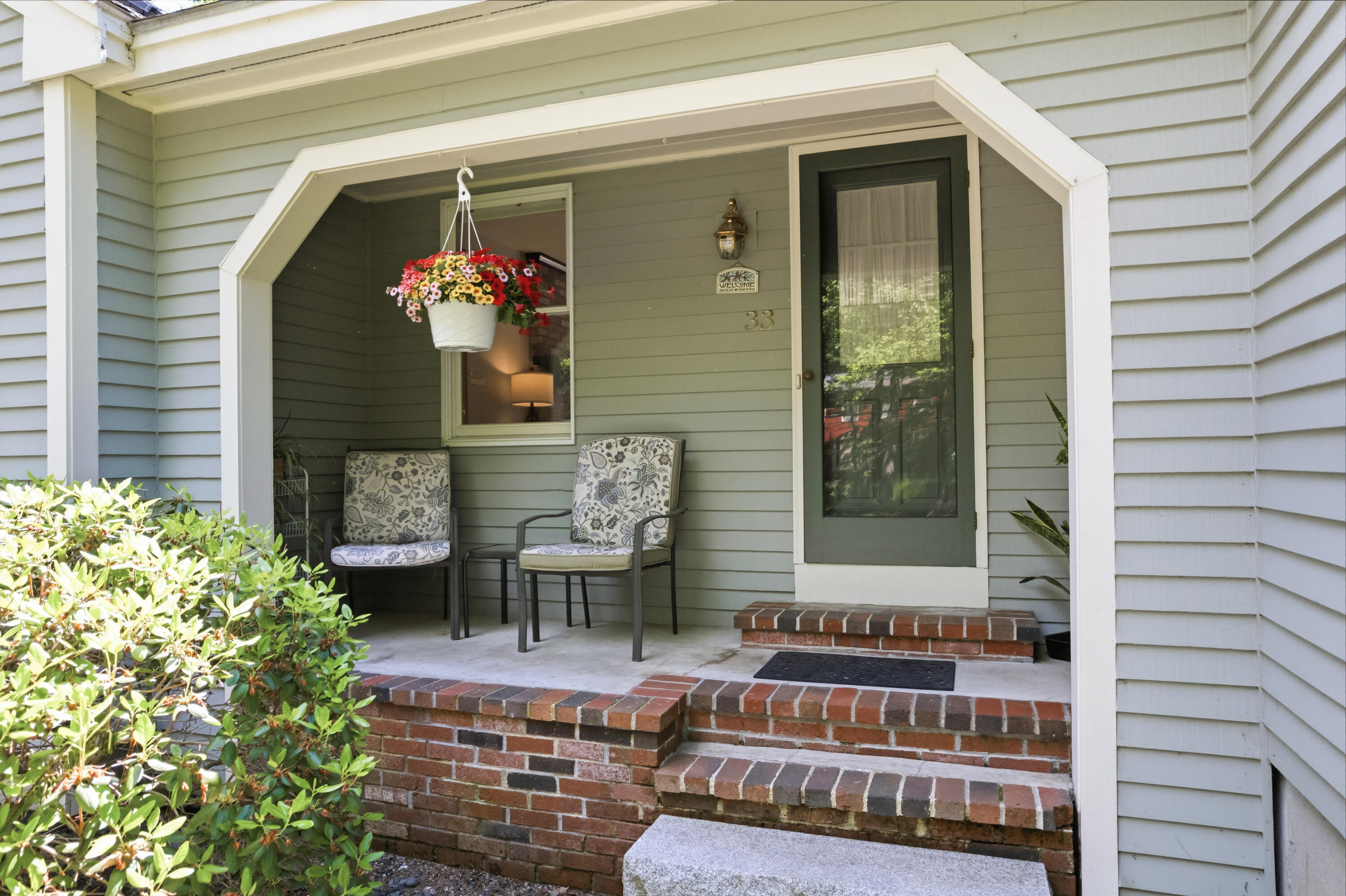 33 Hemlock Road