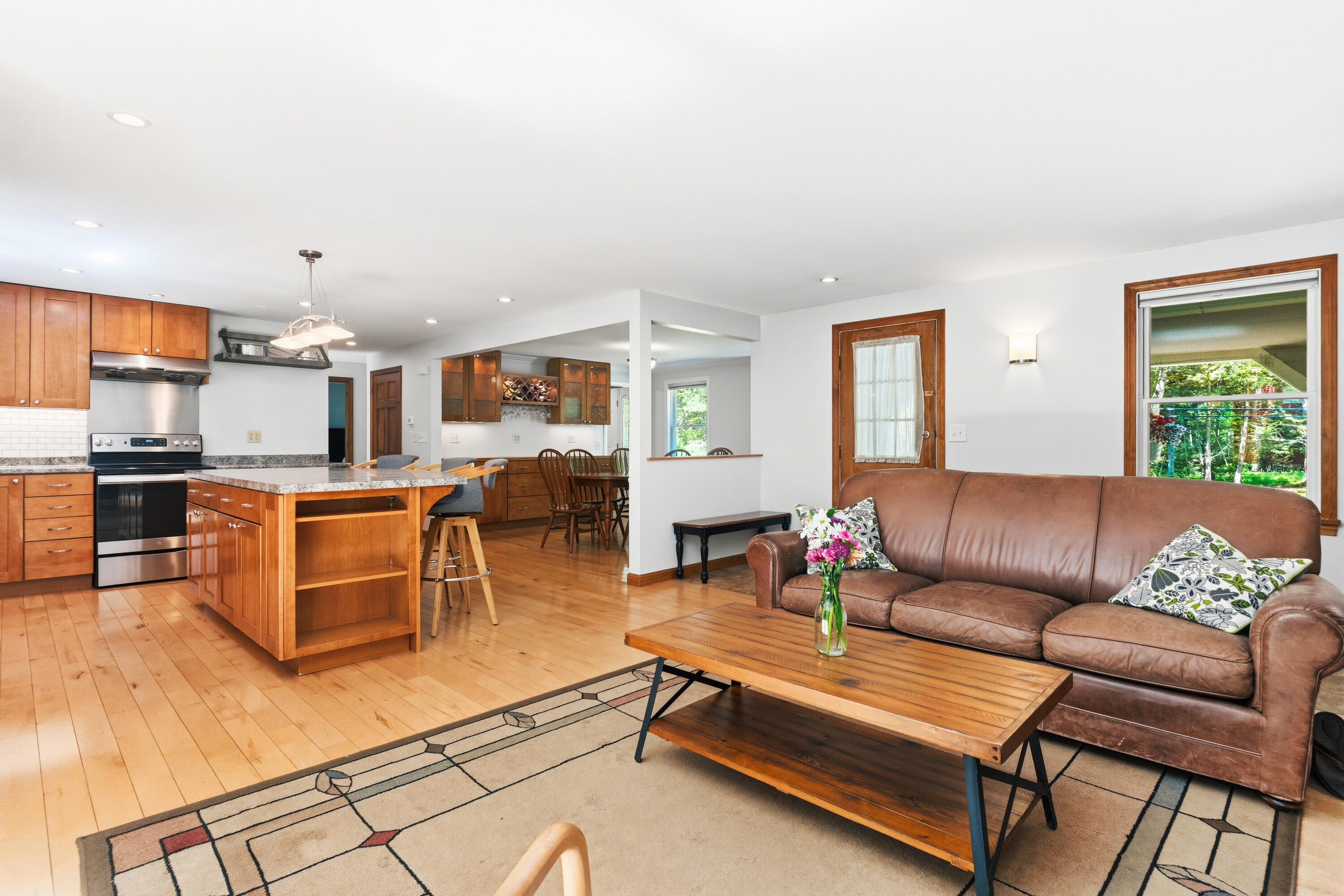33 Hemlock Road