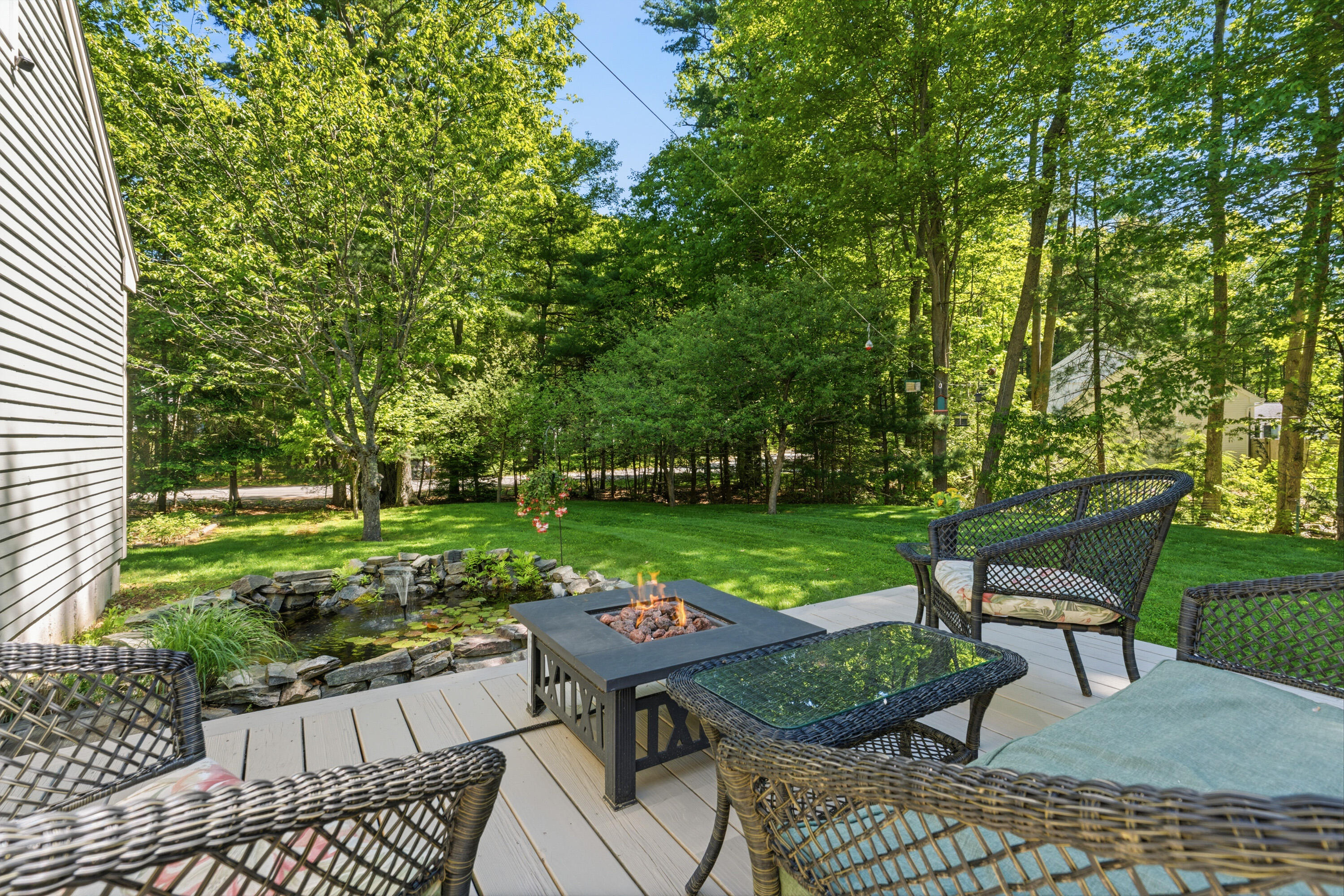 33 Hemlock Road