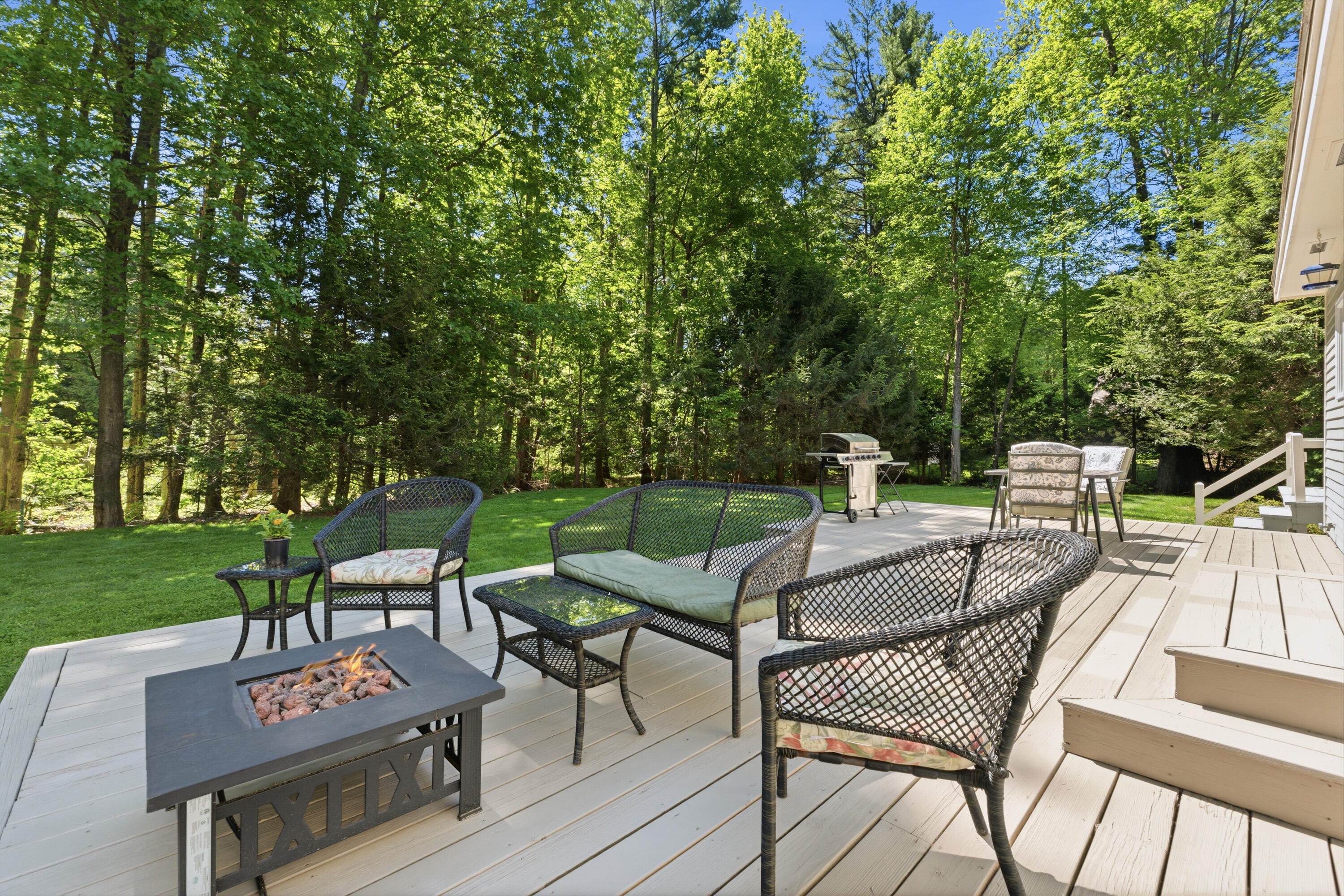33 Hemlock Road