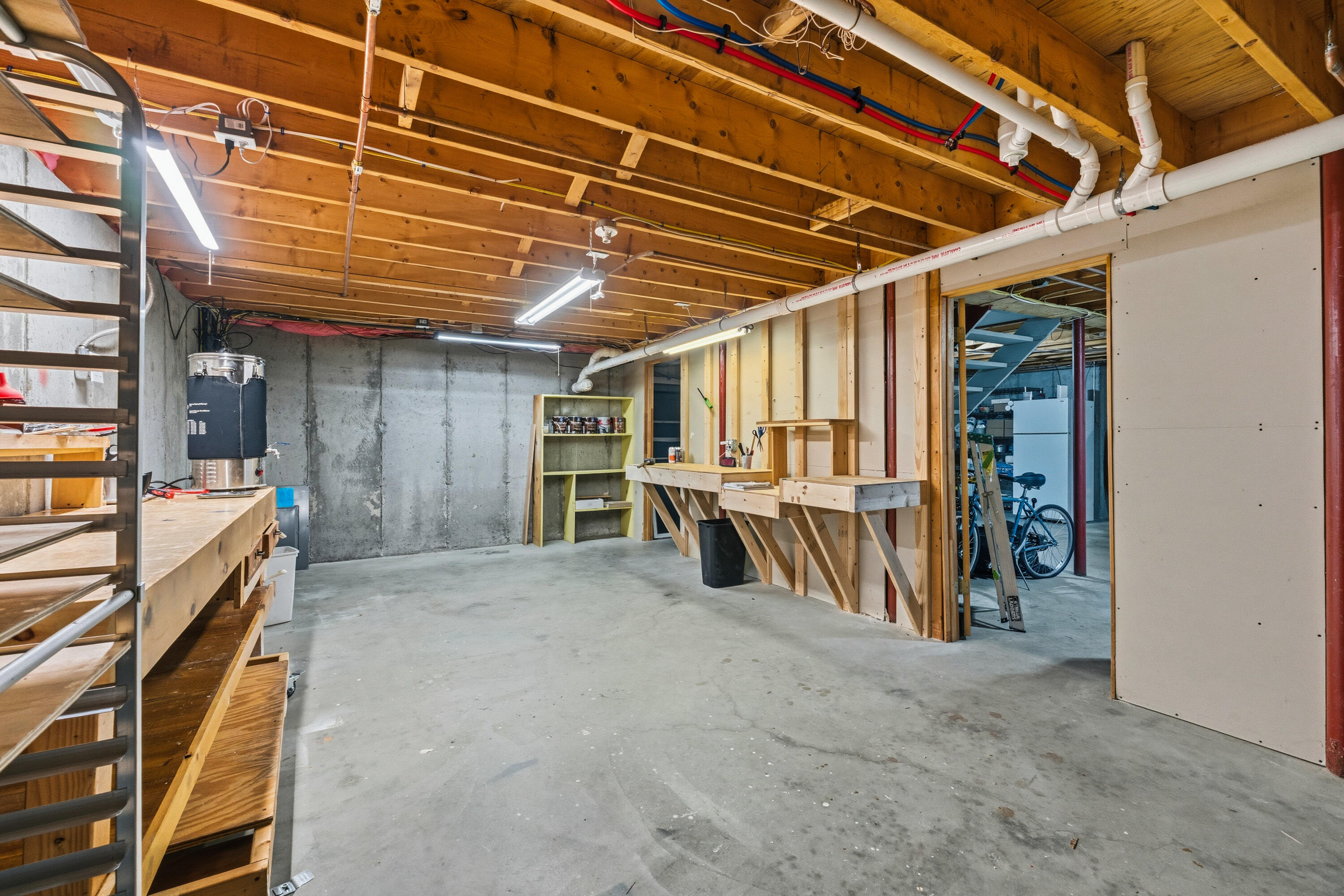 33 Hemlock Road
