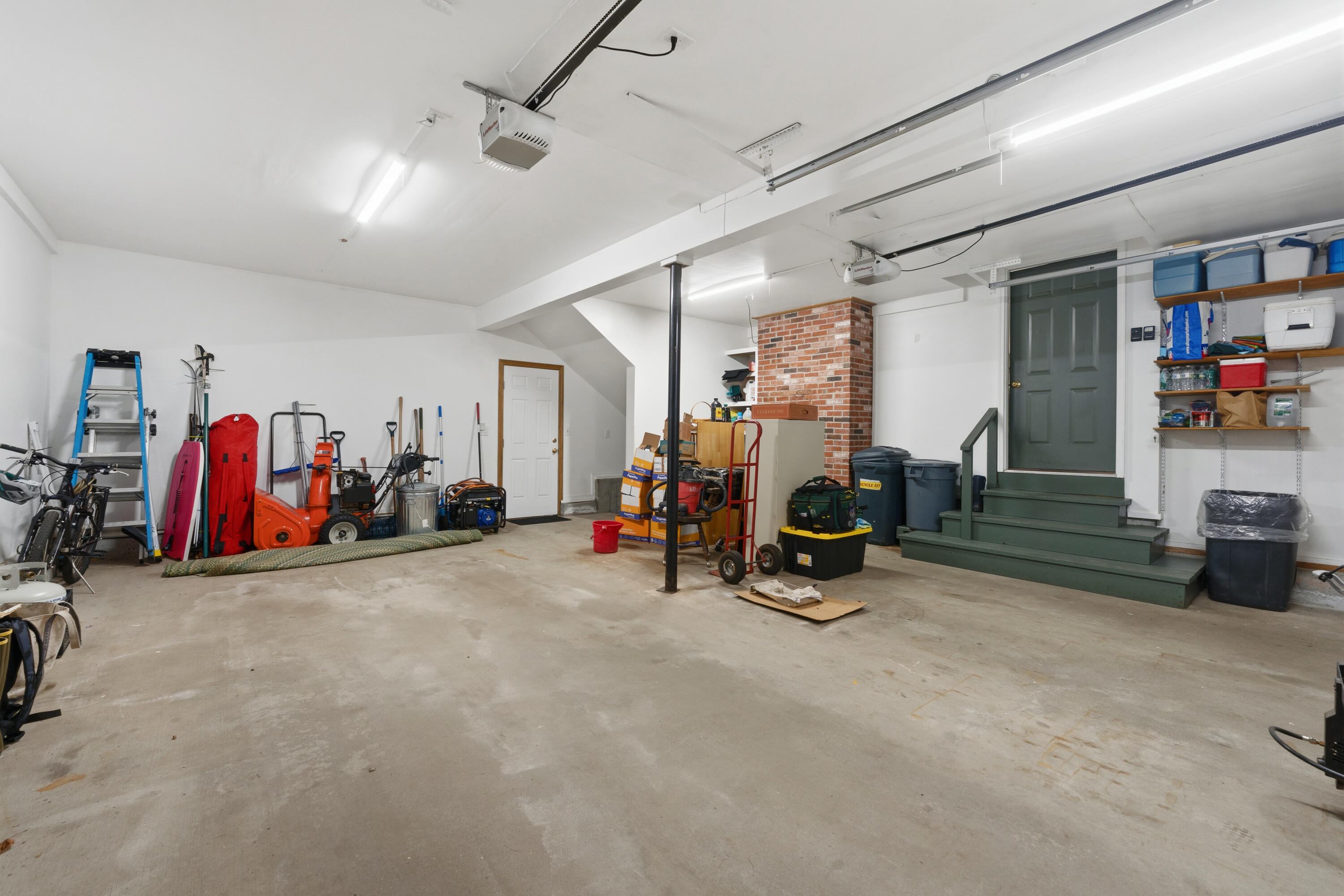 33 Hemlock Road