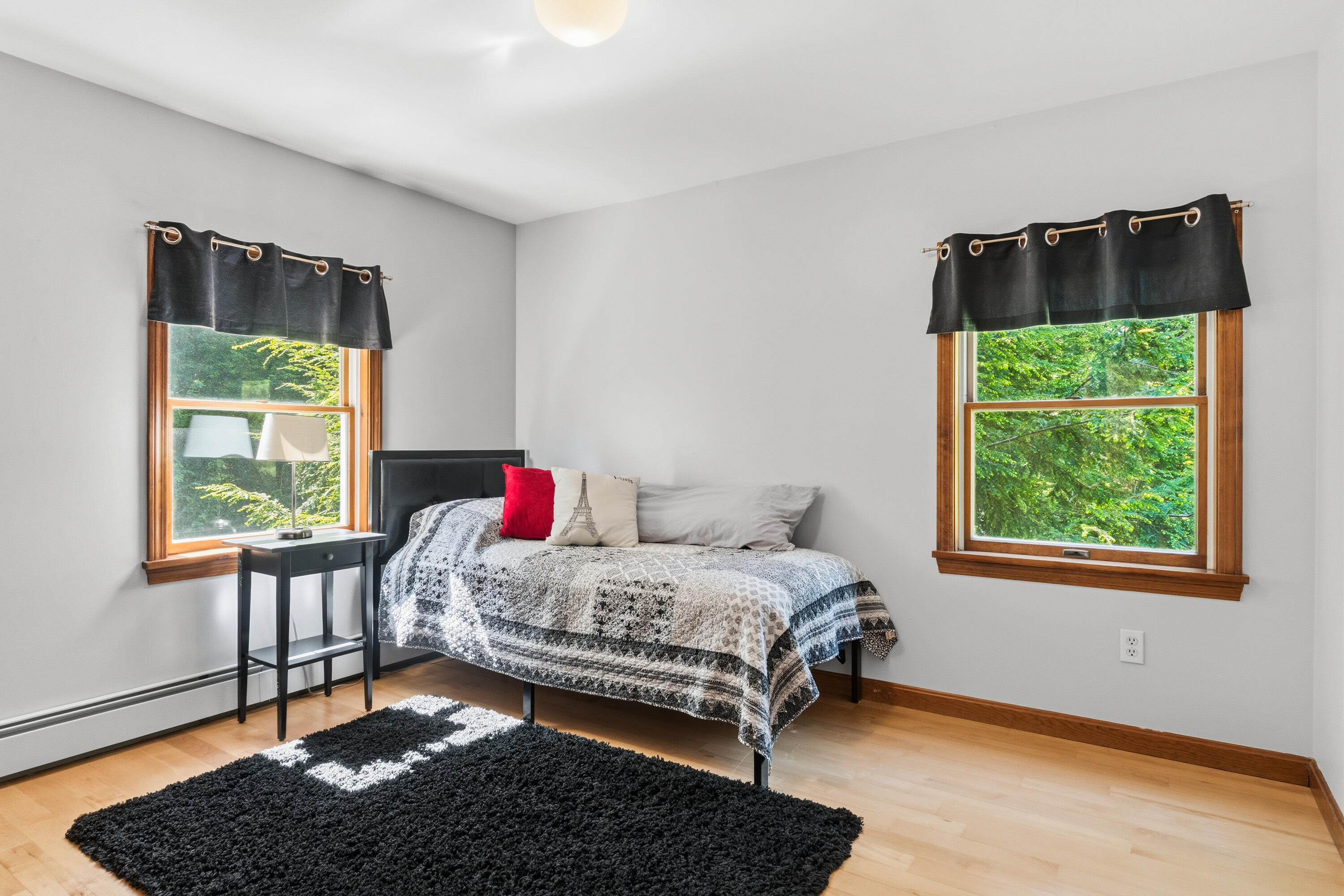 33 Hemlock Road