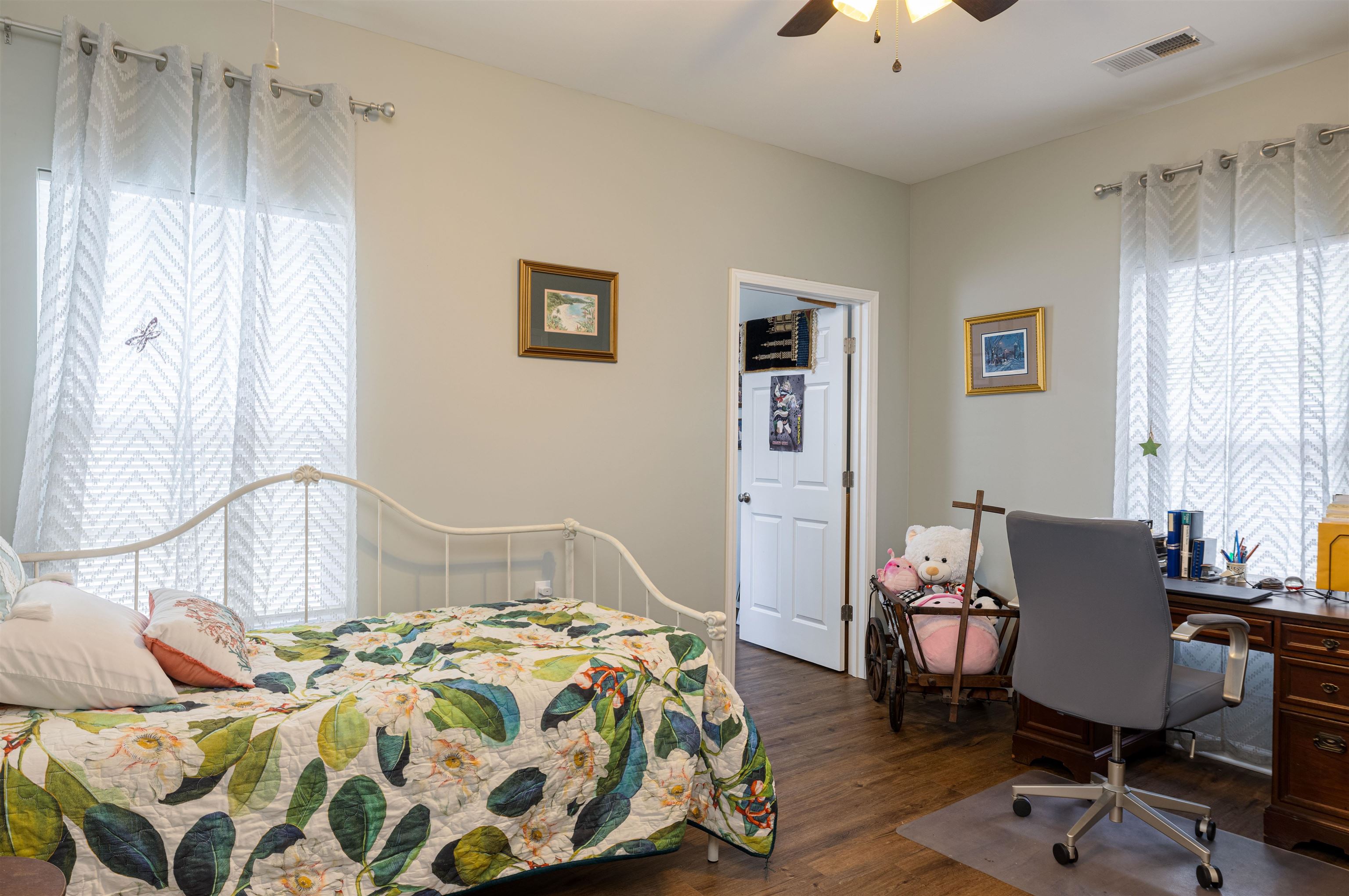 3292 SYCAMORE VIEW DR