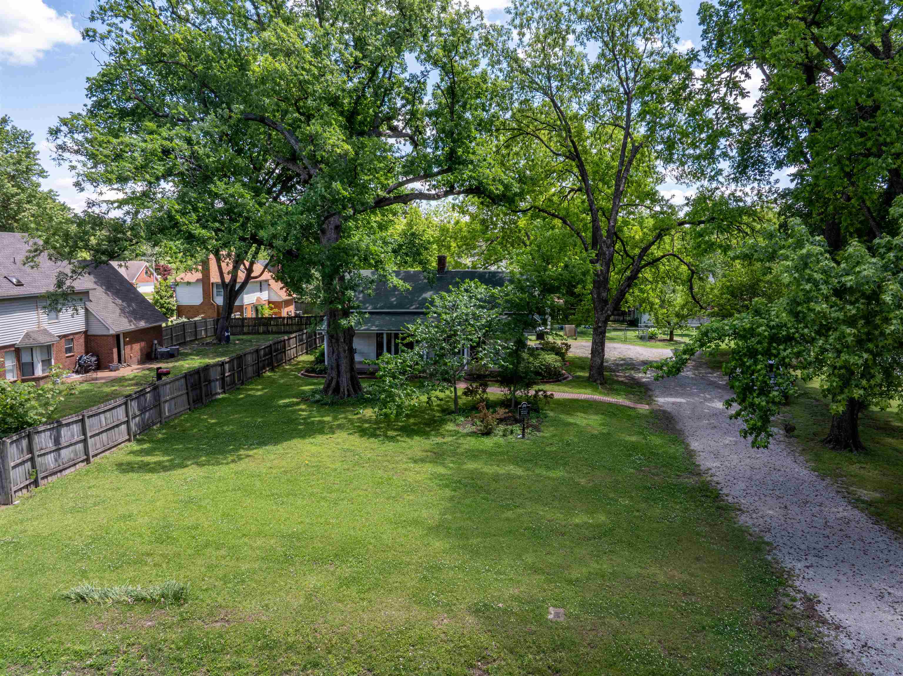 3292 SYCAMORE VIEW DR