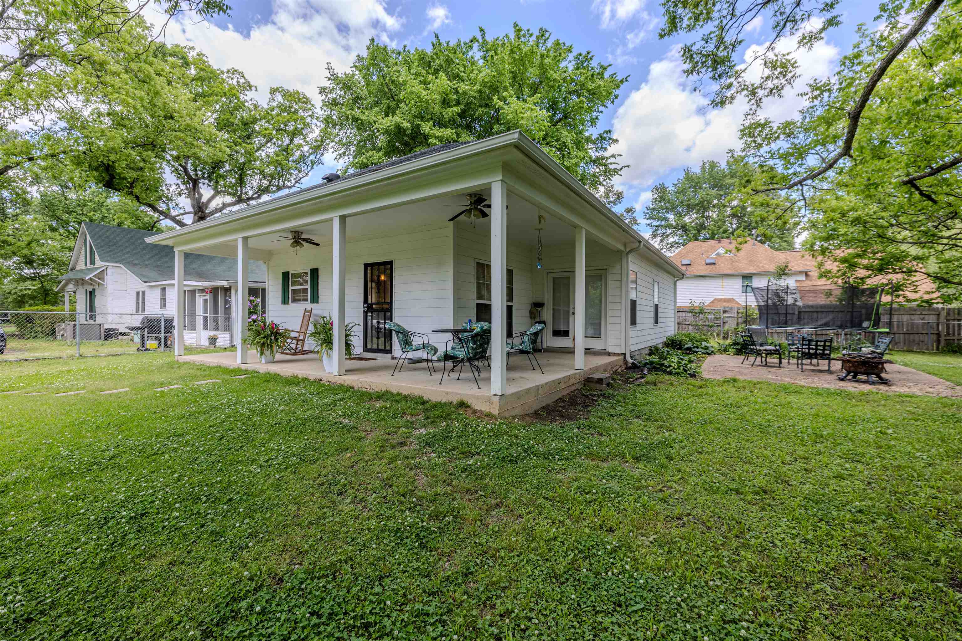 3292 SYCAMORE VIEW DR