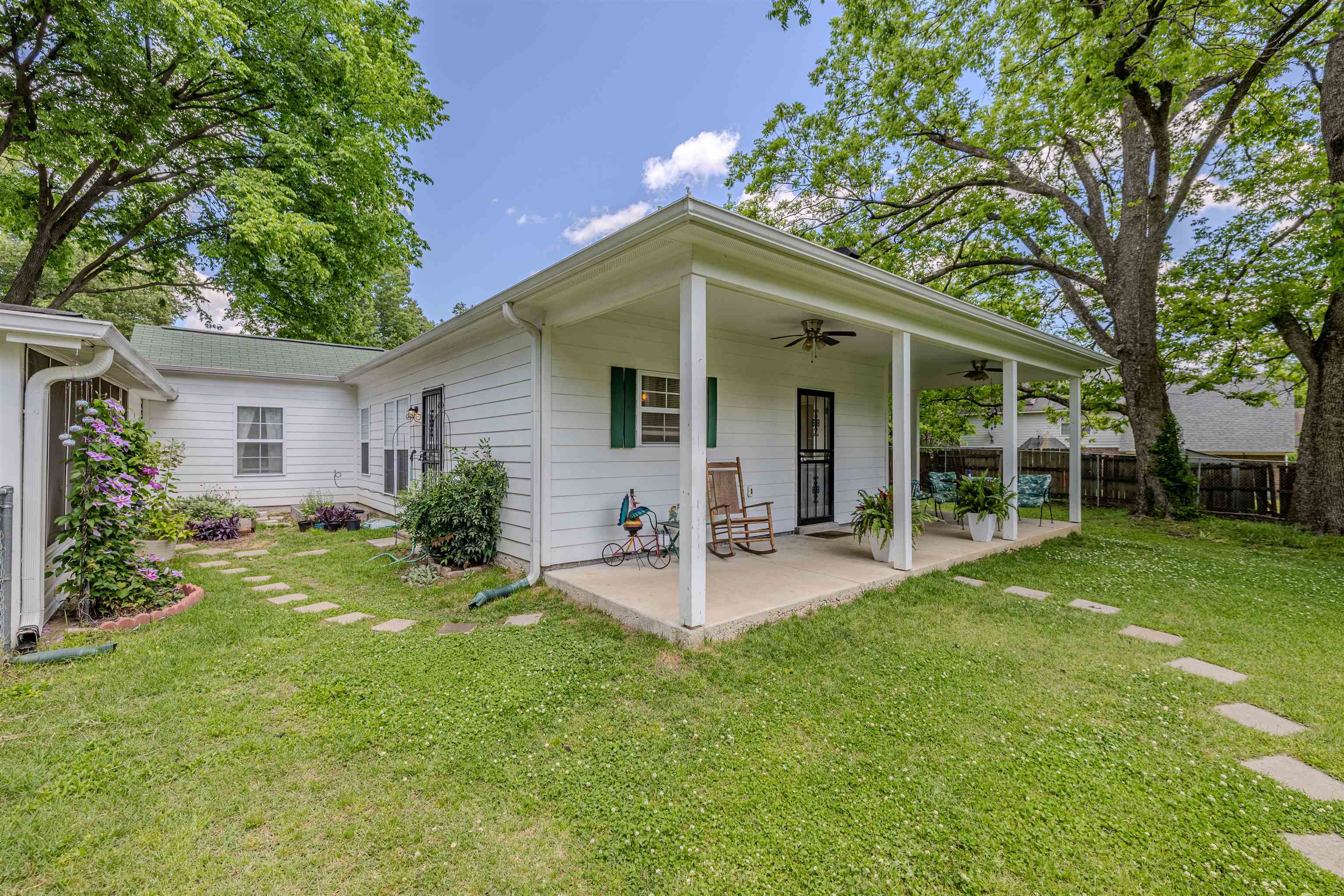 3292 SYCAMORE VIEW DR