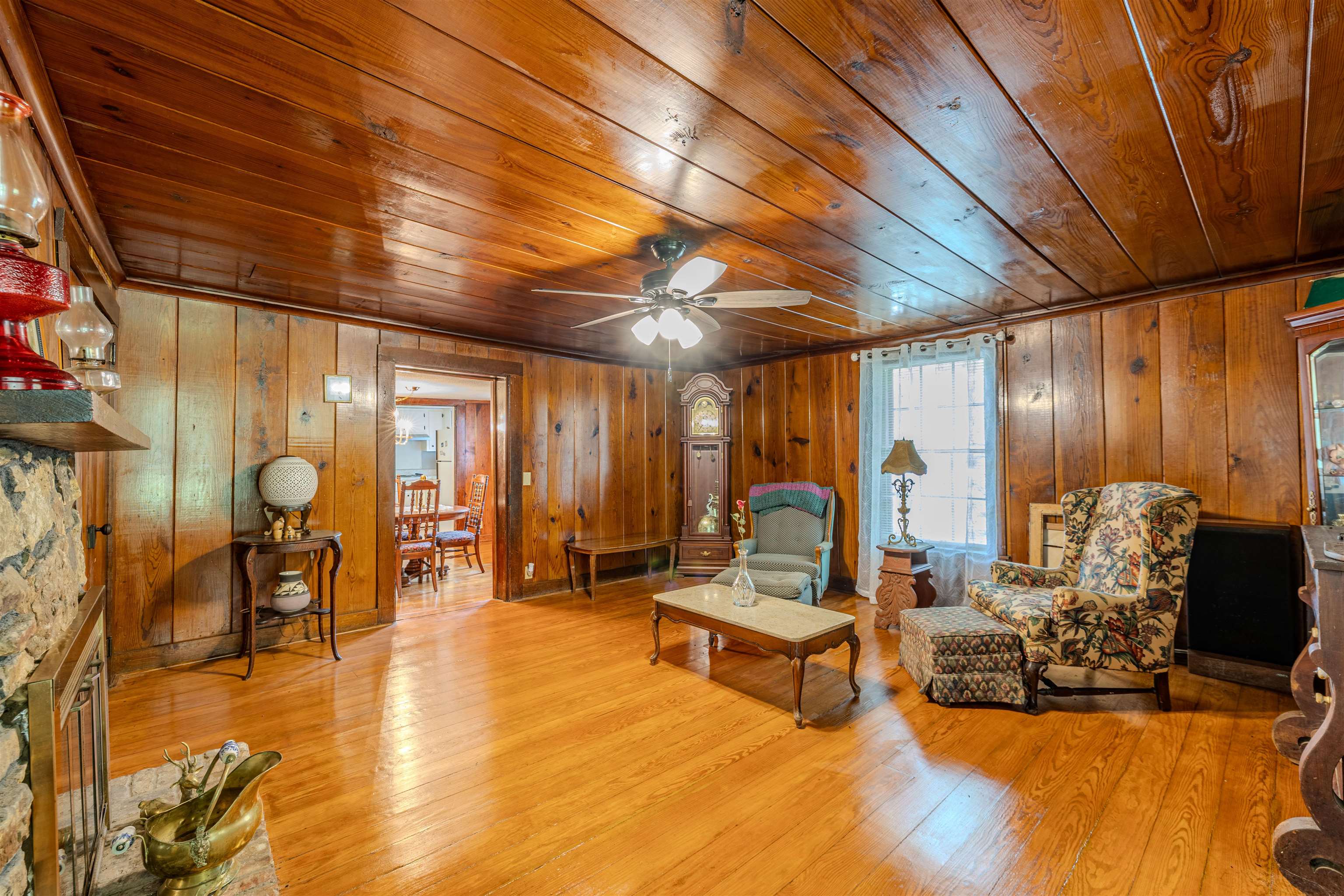 3292 SYCAMORE VIEW DR