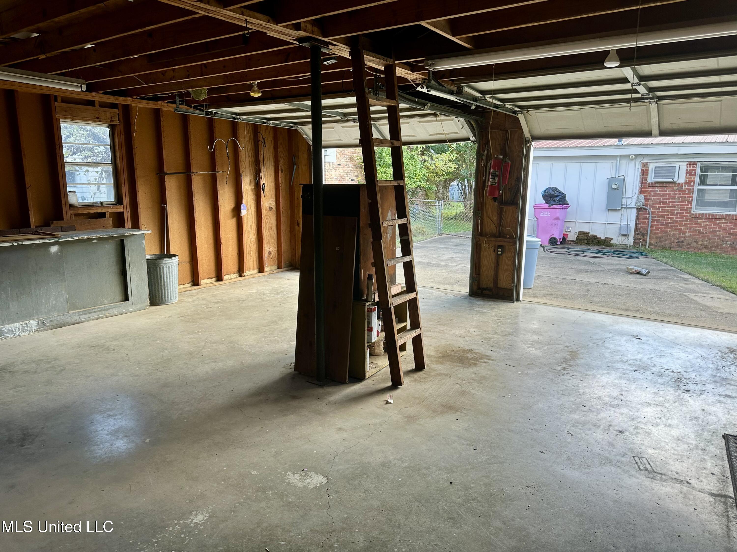 1582 Vicksburg Drive