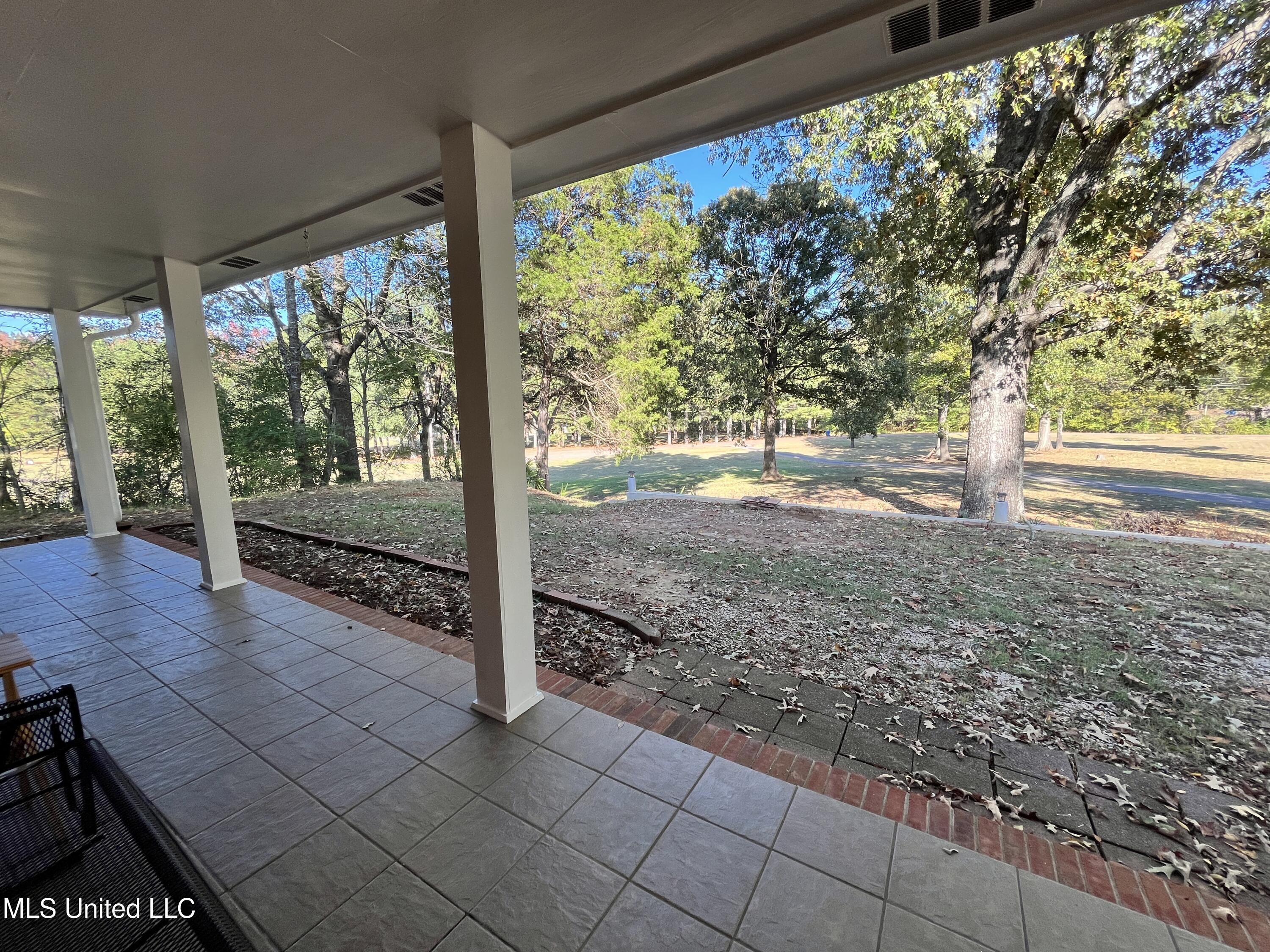 5816 N Rolling Pine Drive