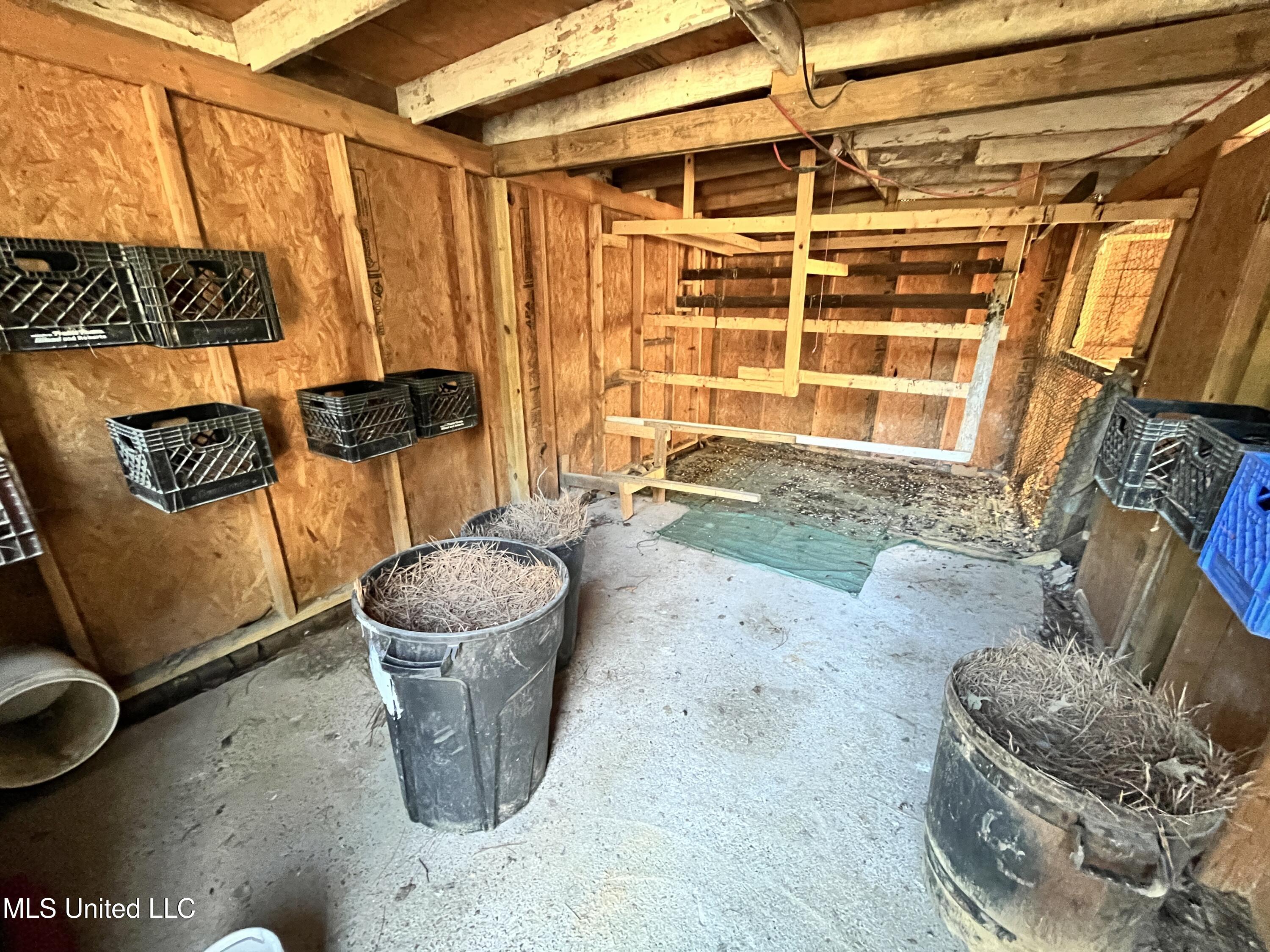 5816 N Rolling Pine Drive