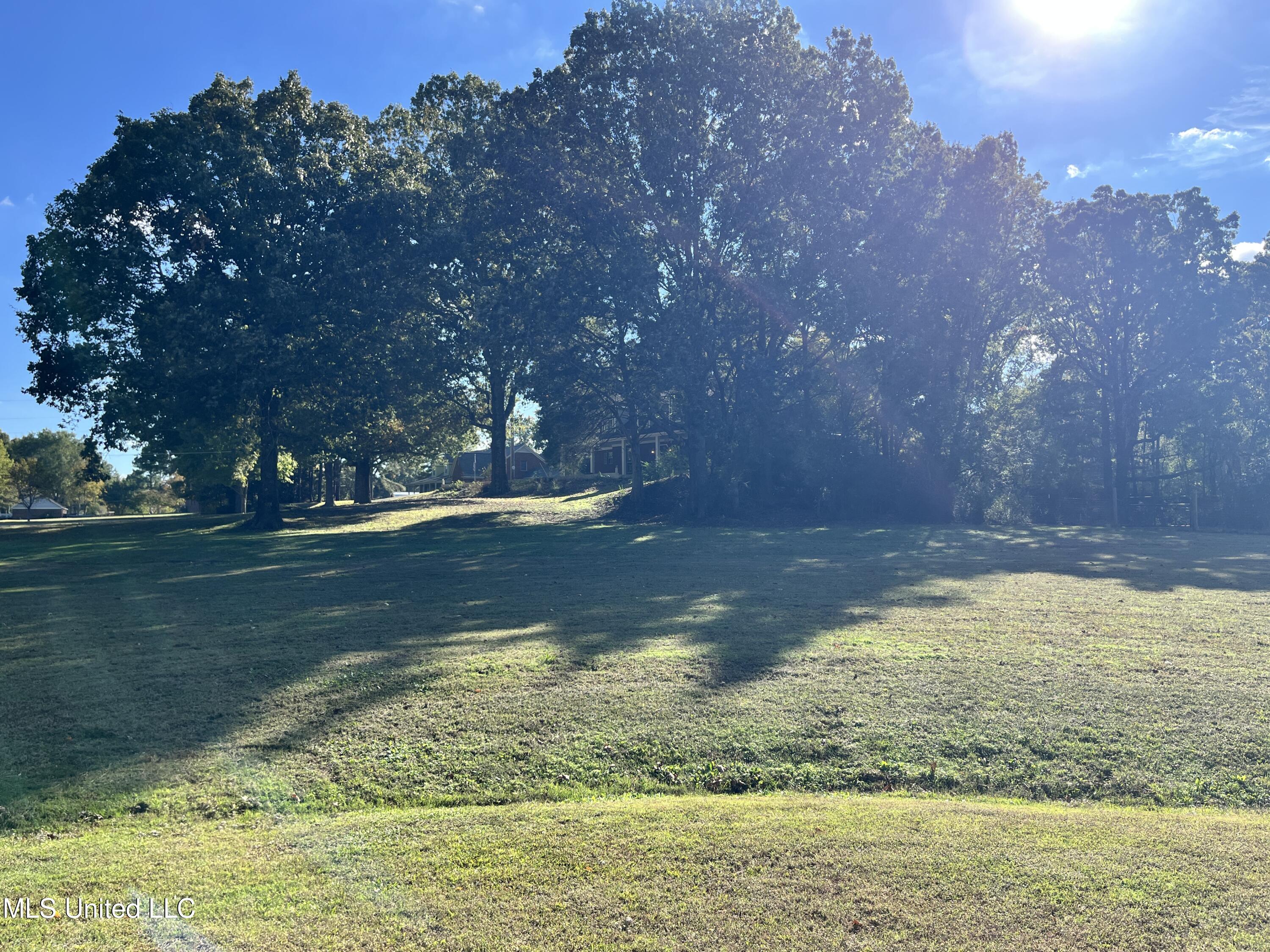 5816 N Rolling Pine Drive