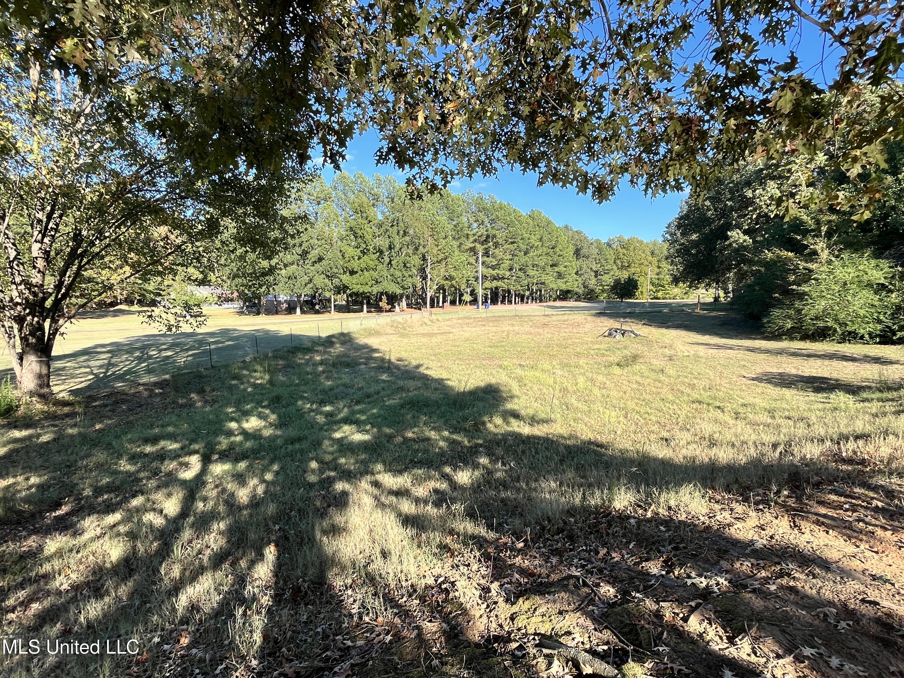 5816 N Rolling Pine Drive