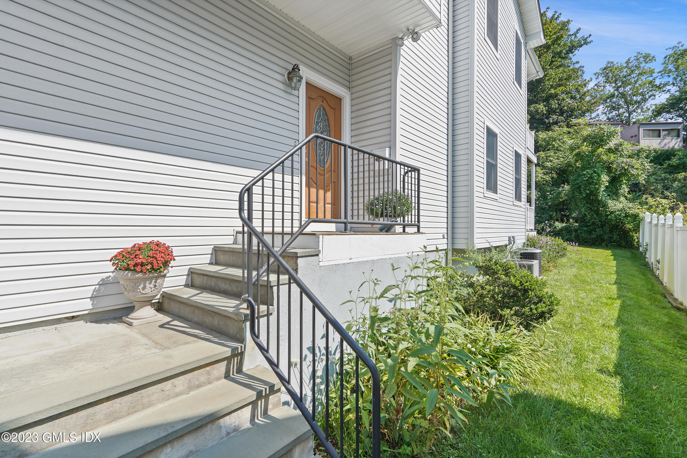 203 S Water Street, B