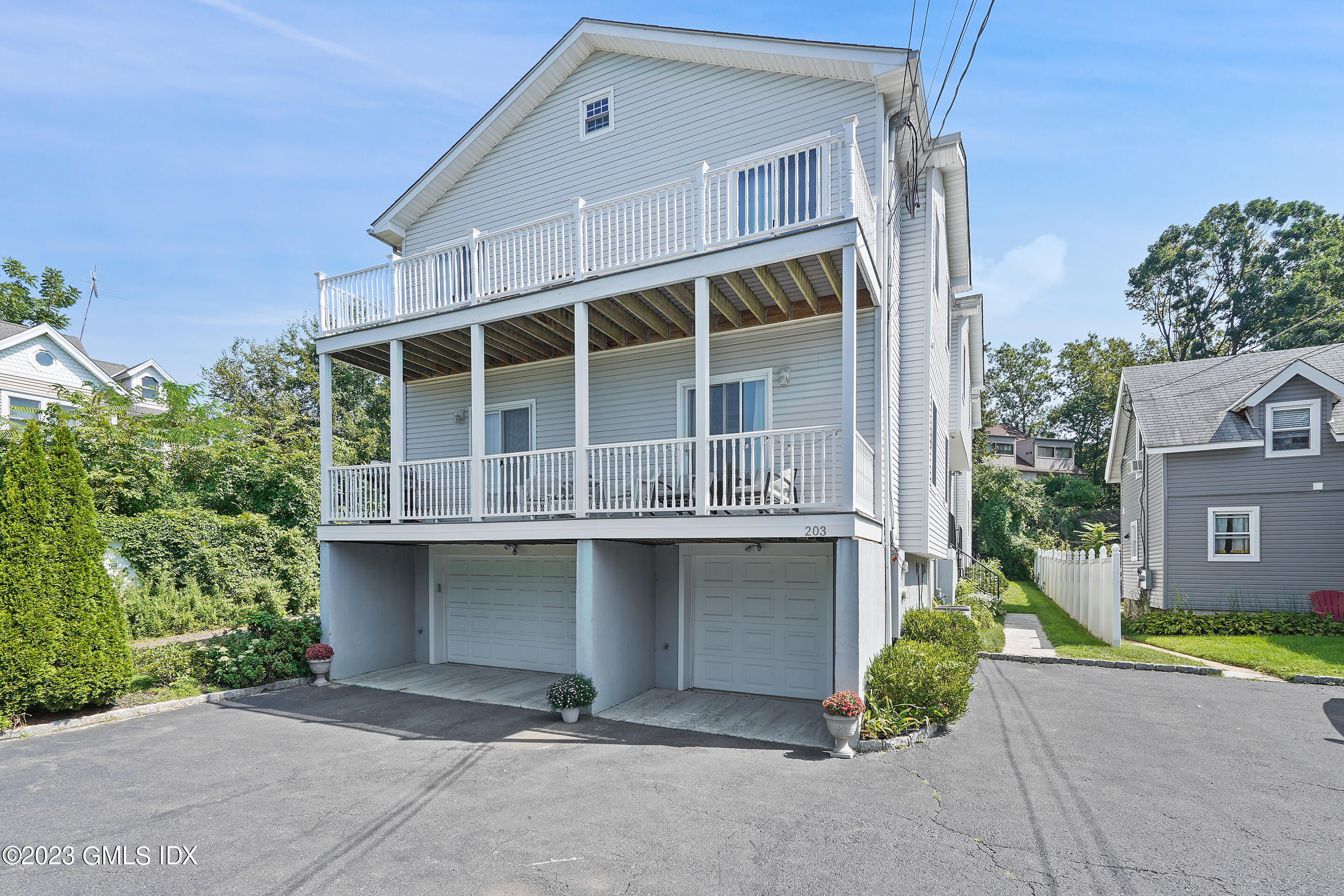 203 S Water Street, B