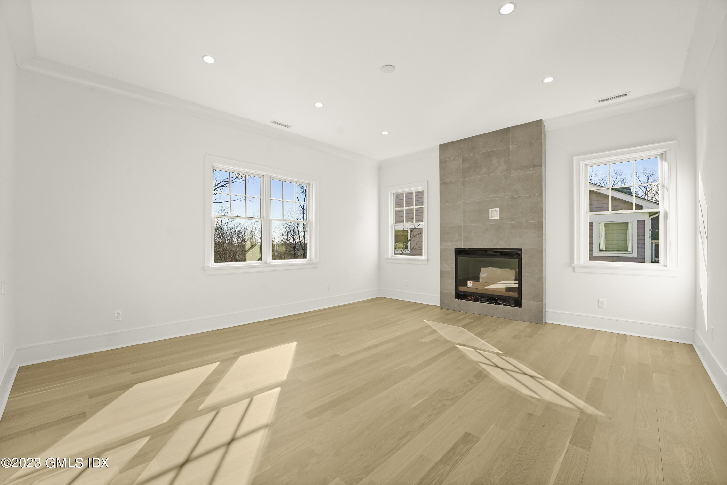 6 Pleasant View Place