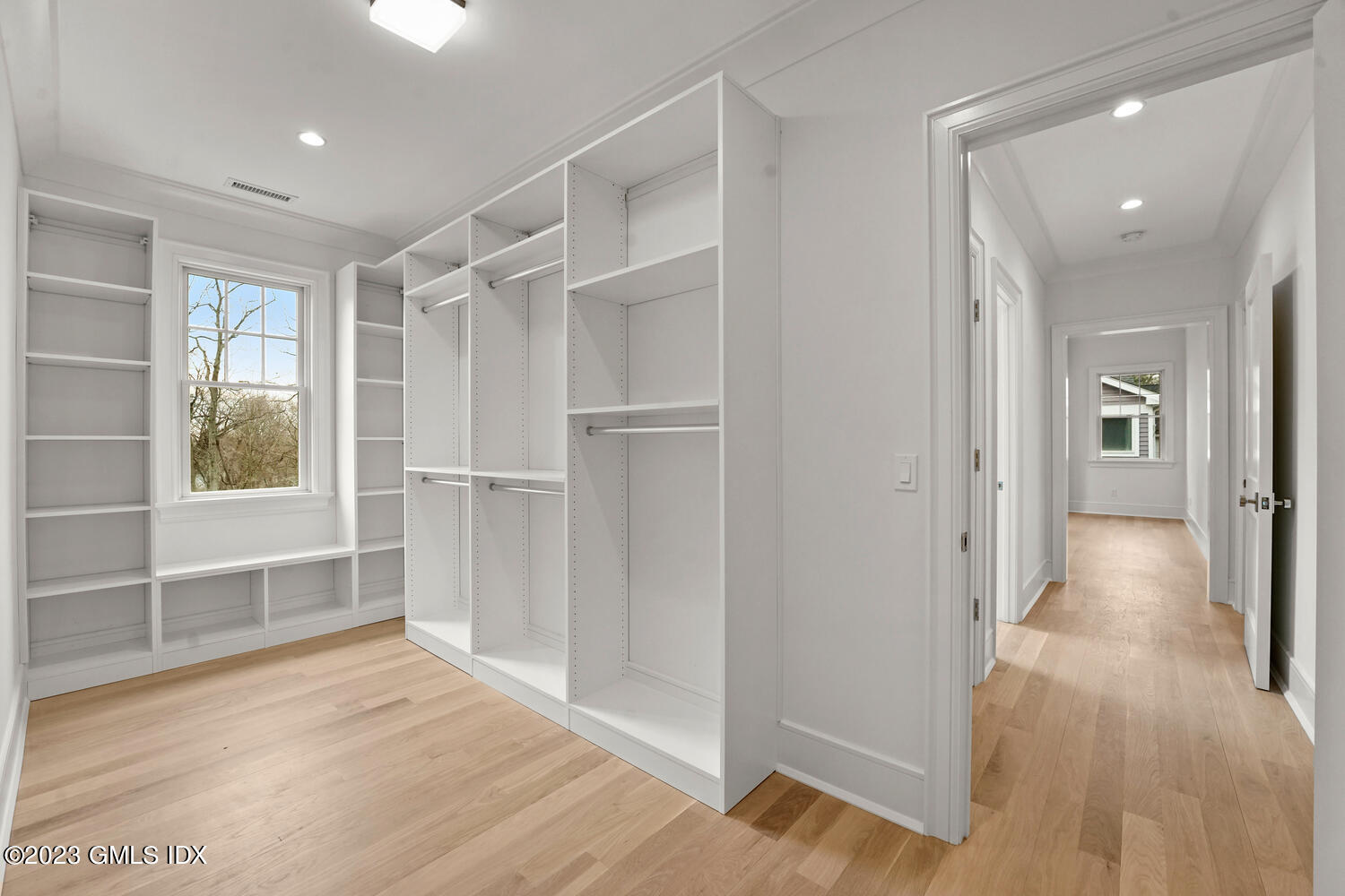 6 Pleasant View Place