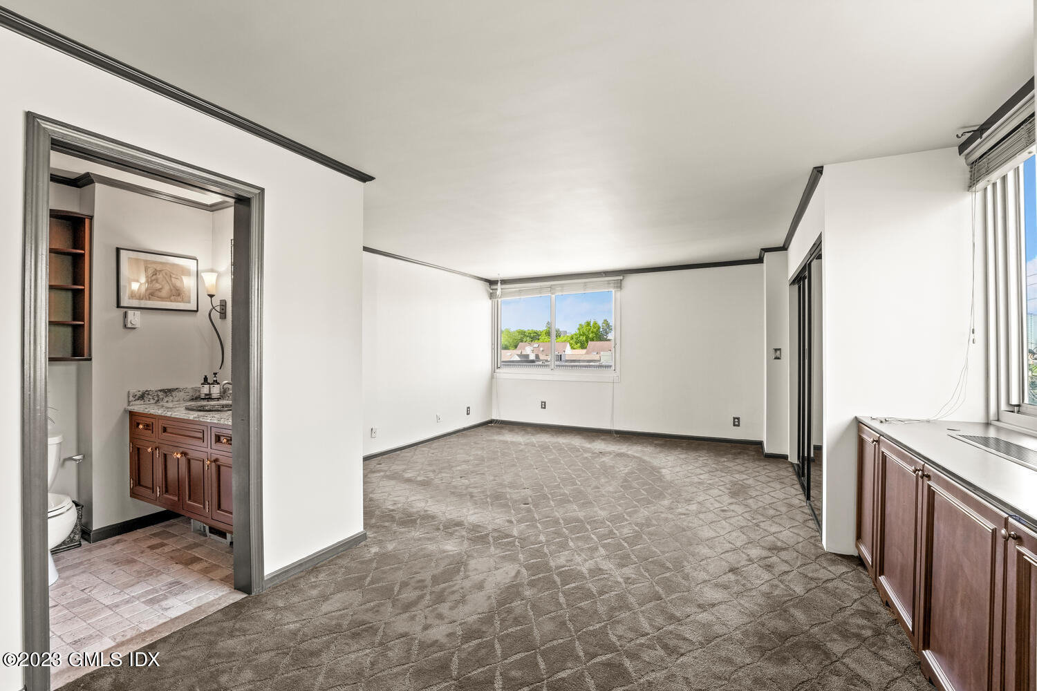 1 Strawberry Hill Avenue, 3B