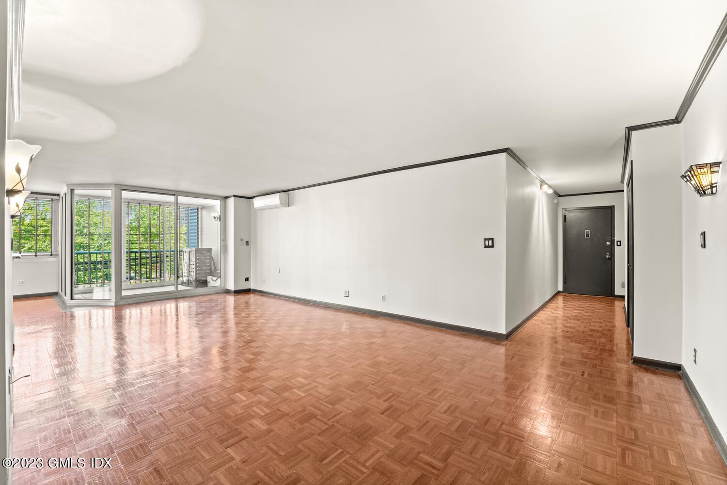 1 Strawberry Hill Avenue, 3B