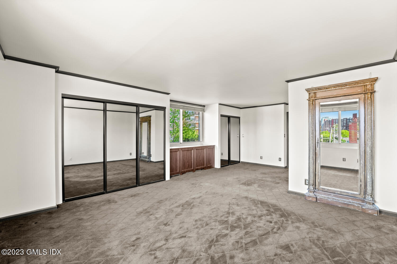 1 Strawberry Hill Avenue, 3B