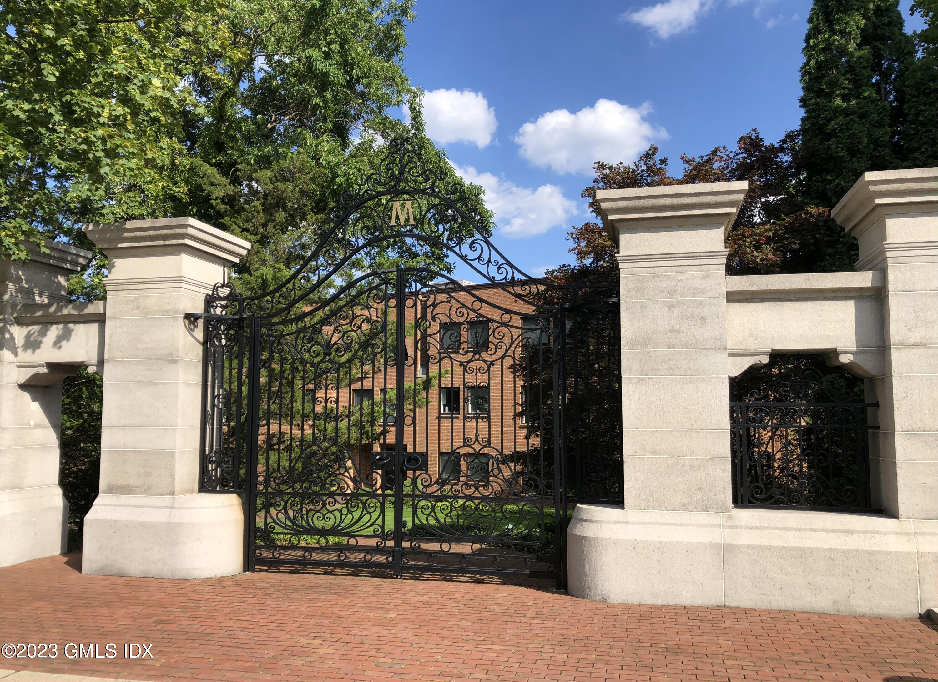 1 Milbank Avenue, 3G