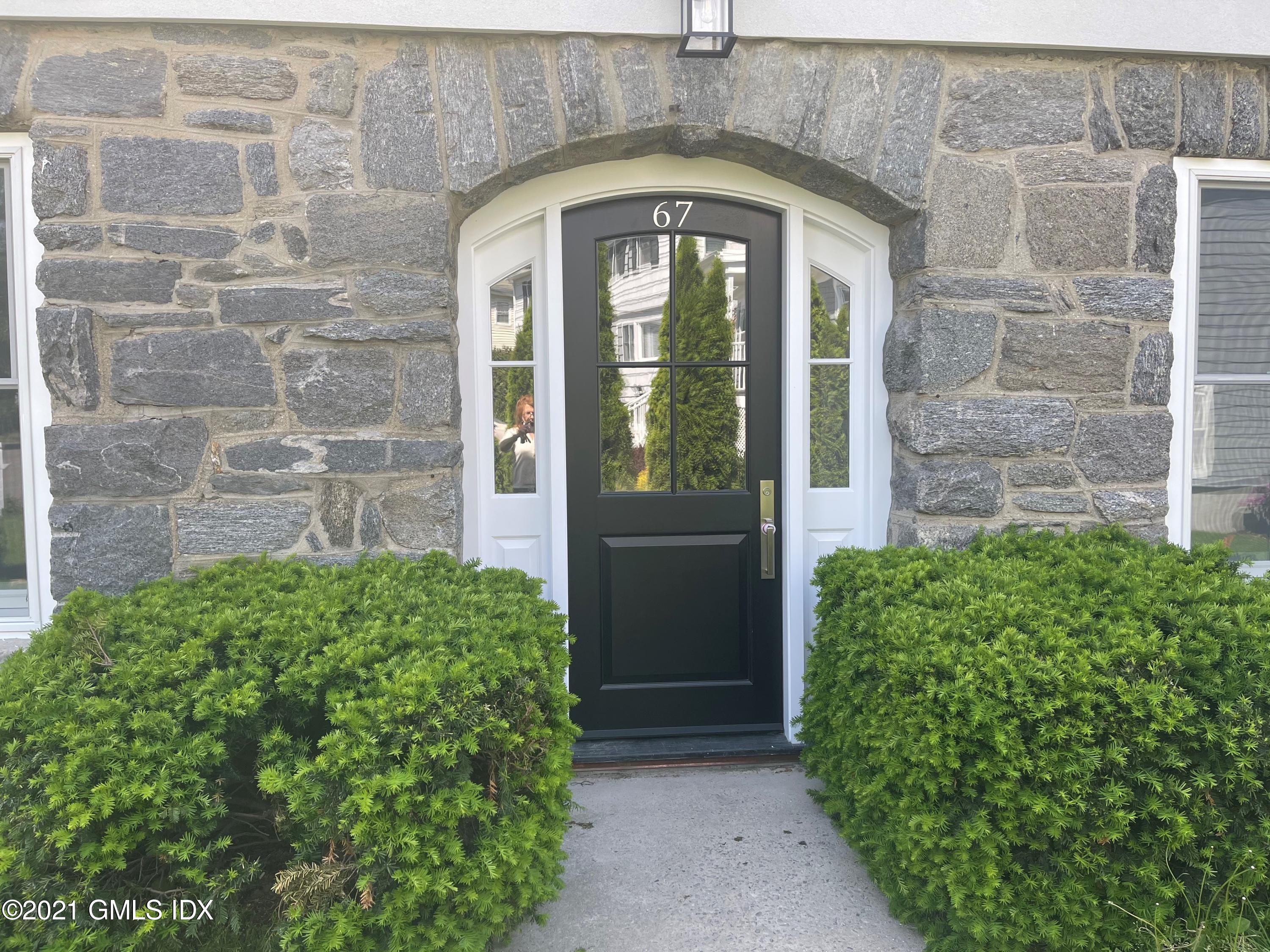 67 Byram Terrace Drive, 2