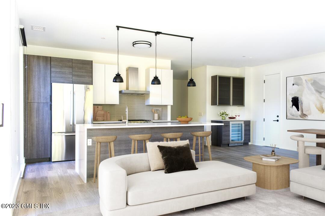 10 Glenville Street, 205