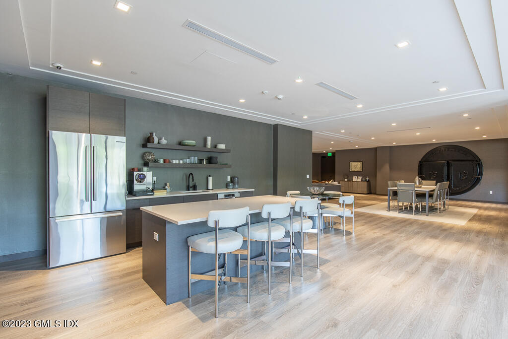 10 Glenville Street, 205