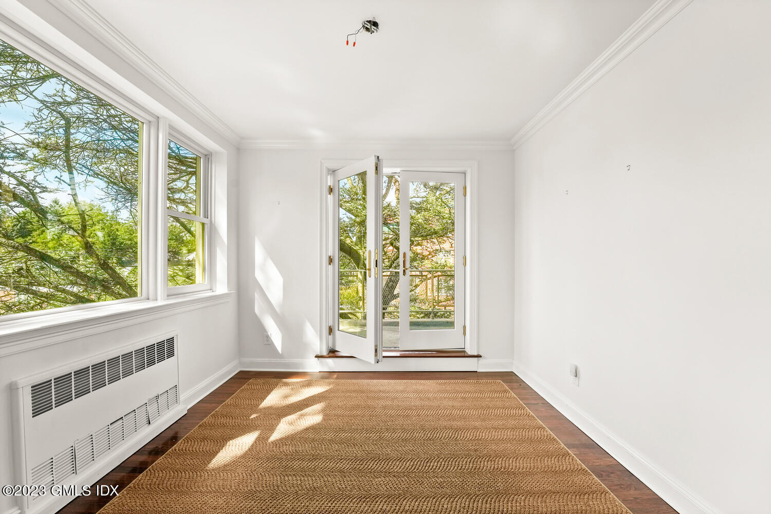 3 Putnam Hill Unit: 4H