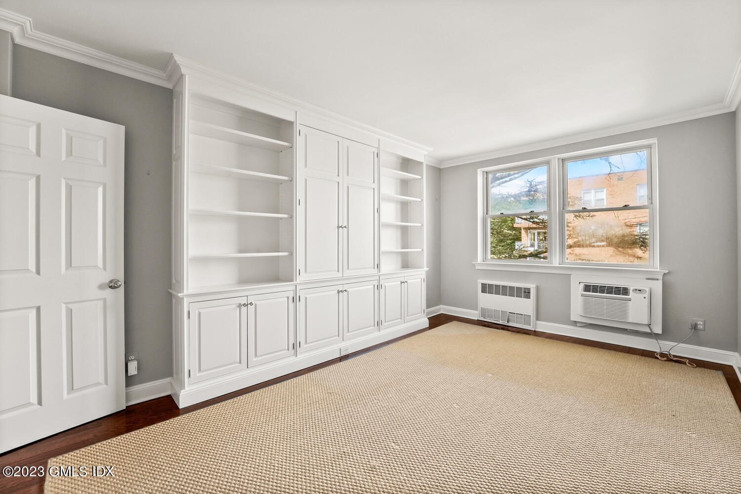 3 Putnam Hill Unit: 4H