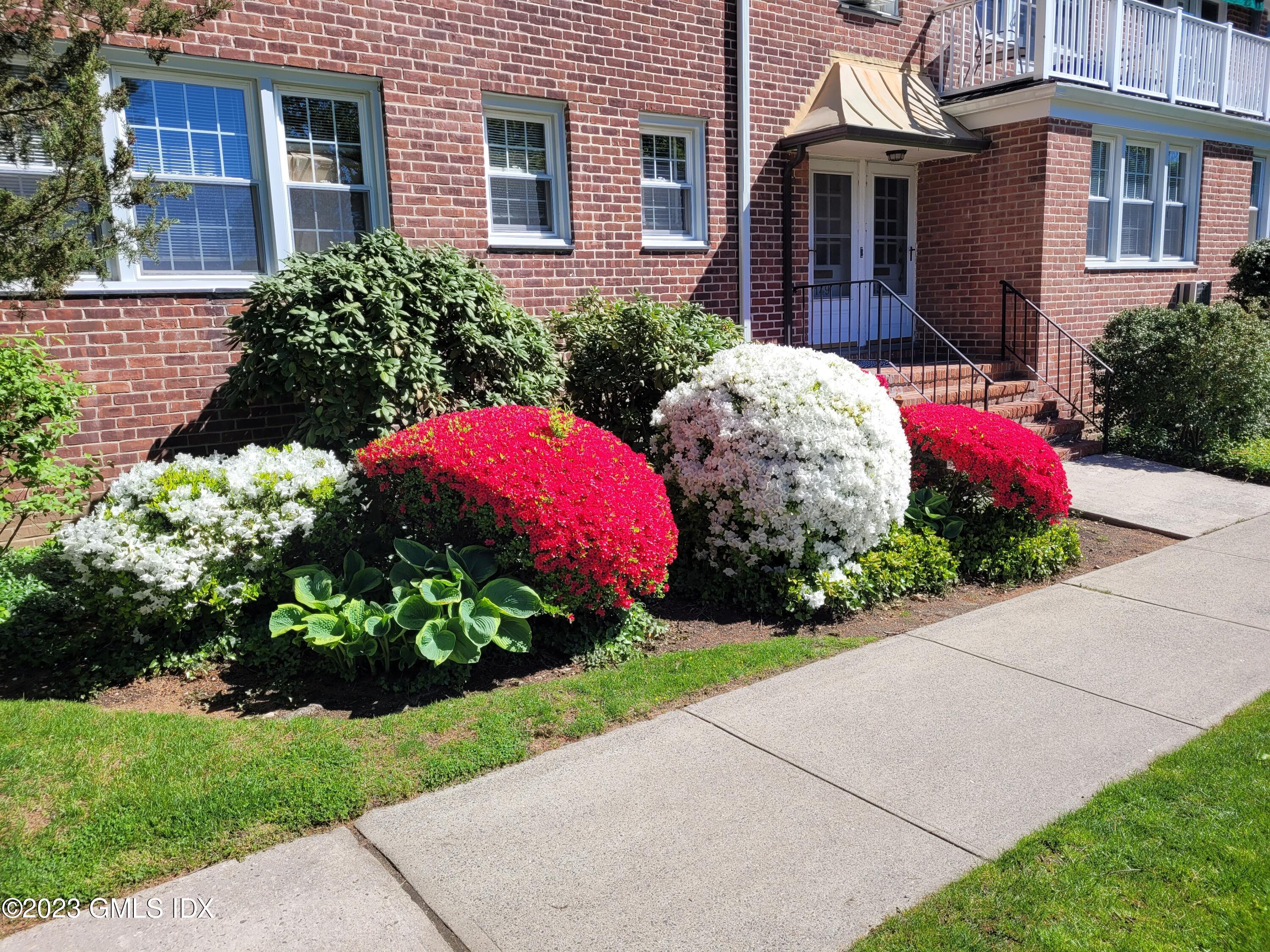 149 Putnam Park, 149