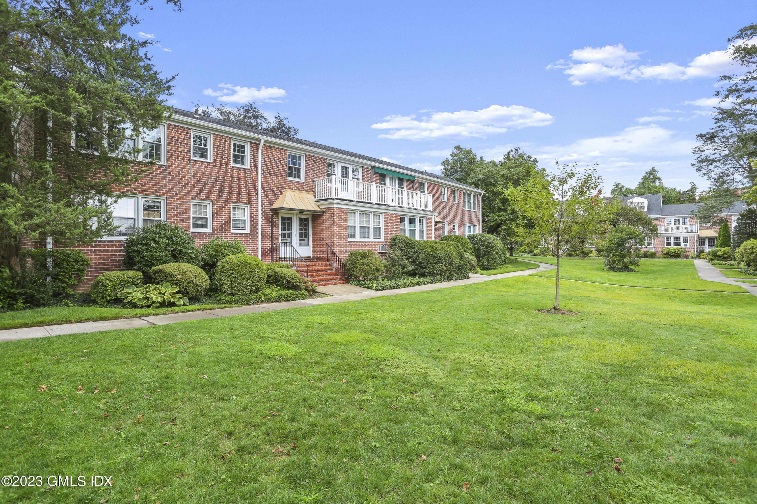 149 Putnam Park, 149