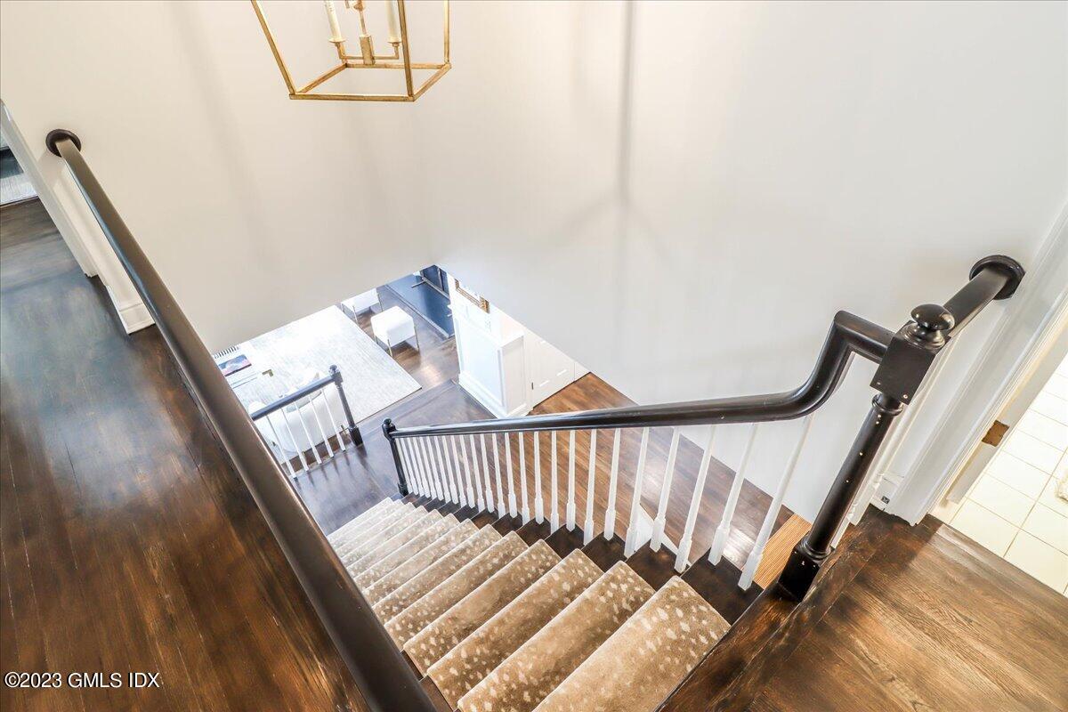 62 N Old Stone Bridge Road