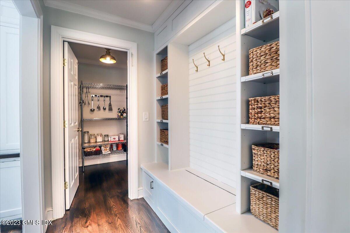 62 N Old Stone Bridge Road