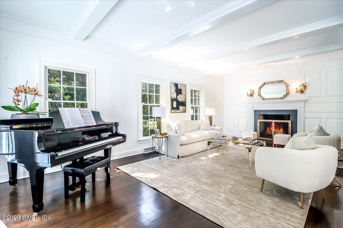 62 N Old Stone Bridge Road