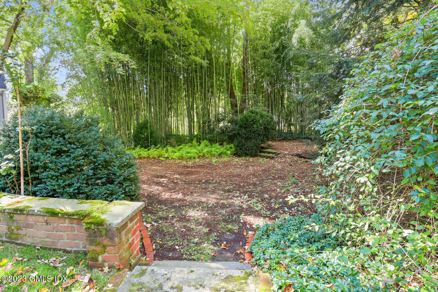 35 Ridgeview Avenue