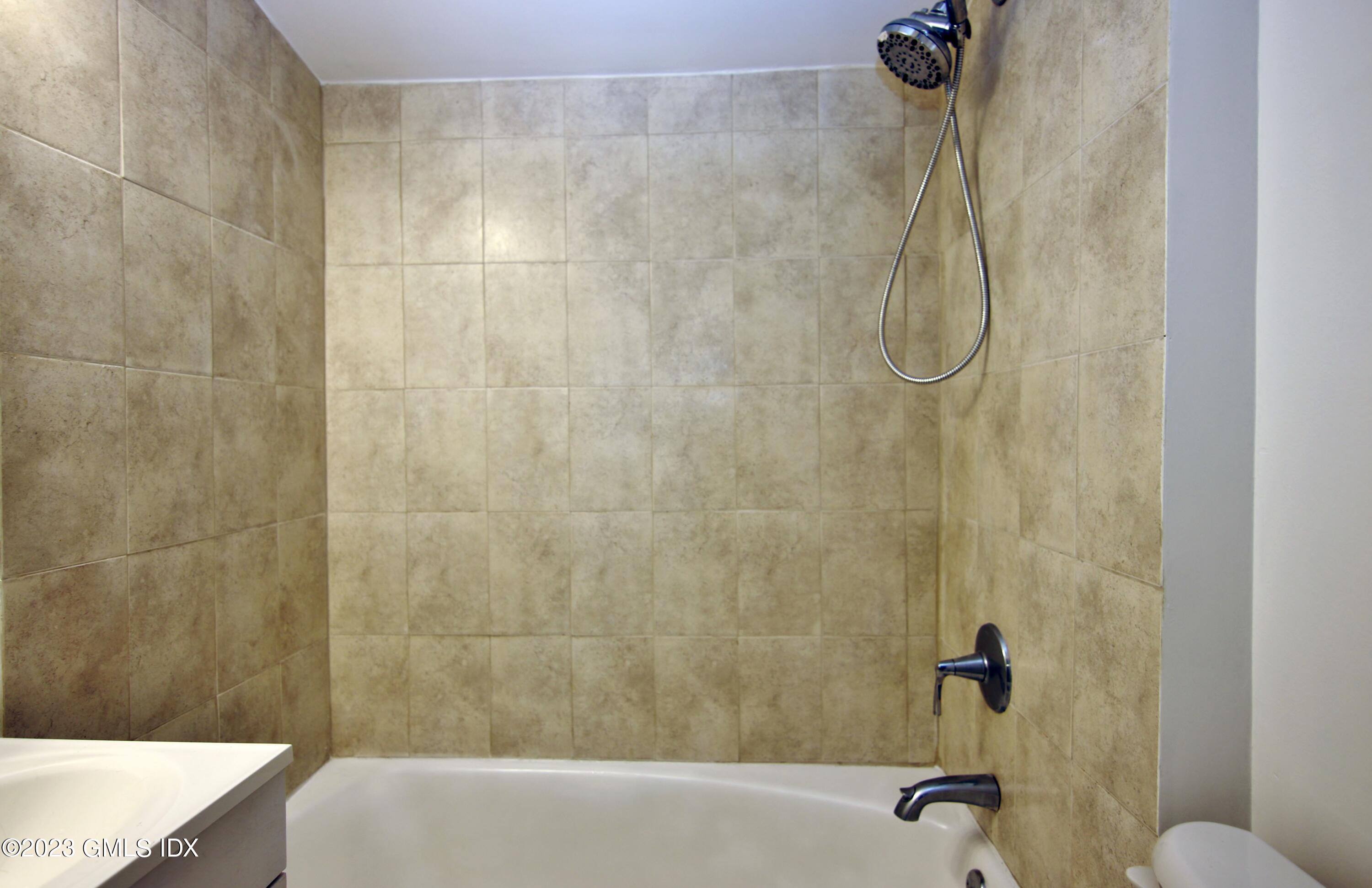 14 Cos Cob Avenue Unit: 2