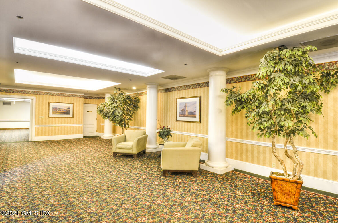 59 Courtland Avenue, 1Q