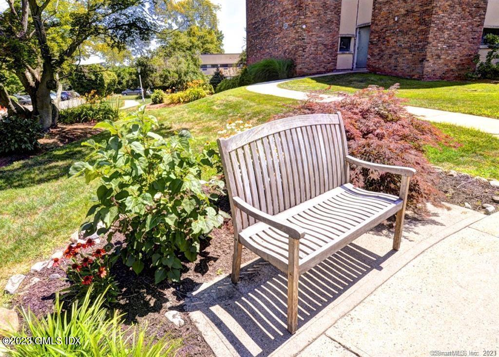 59 Courtland Avenue, 1Q