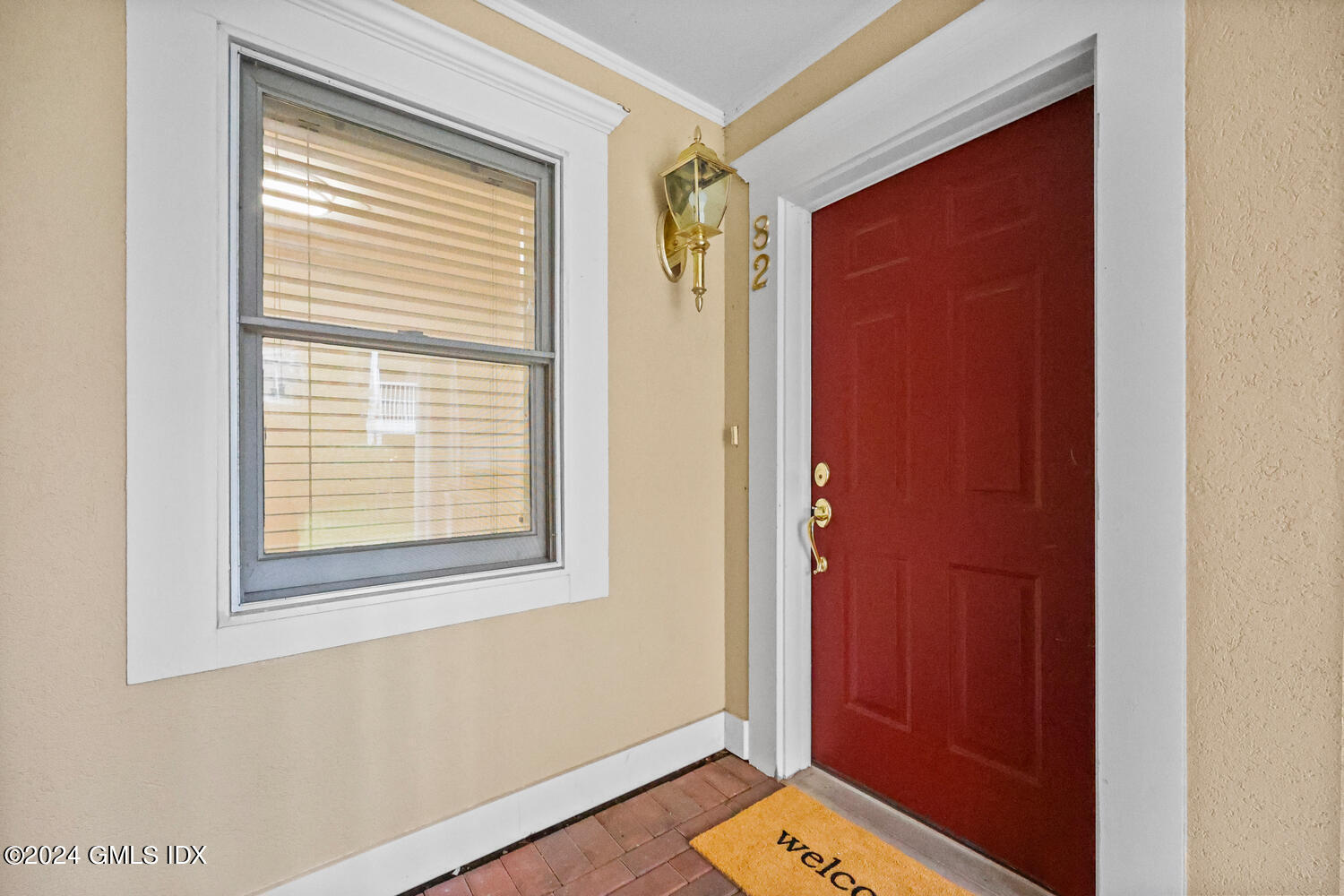 51 Forest Avenue, 82